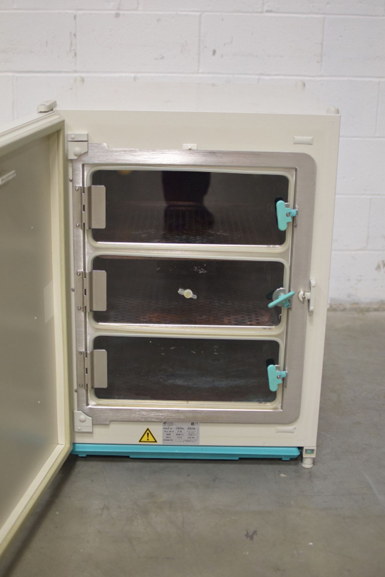 Heraeus HERA cell CO2 Incubator - Image 3 of 3