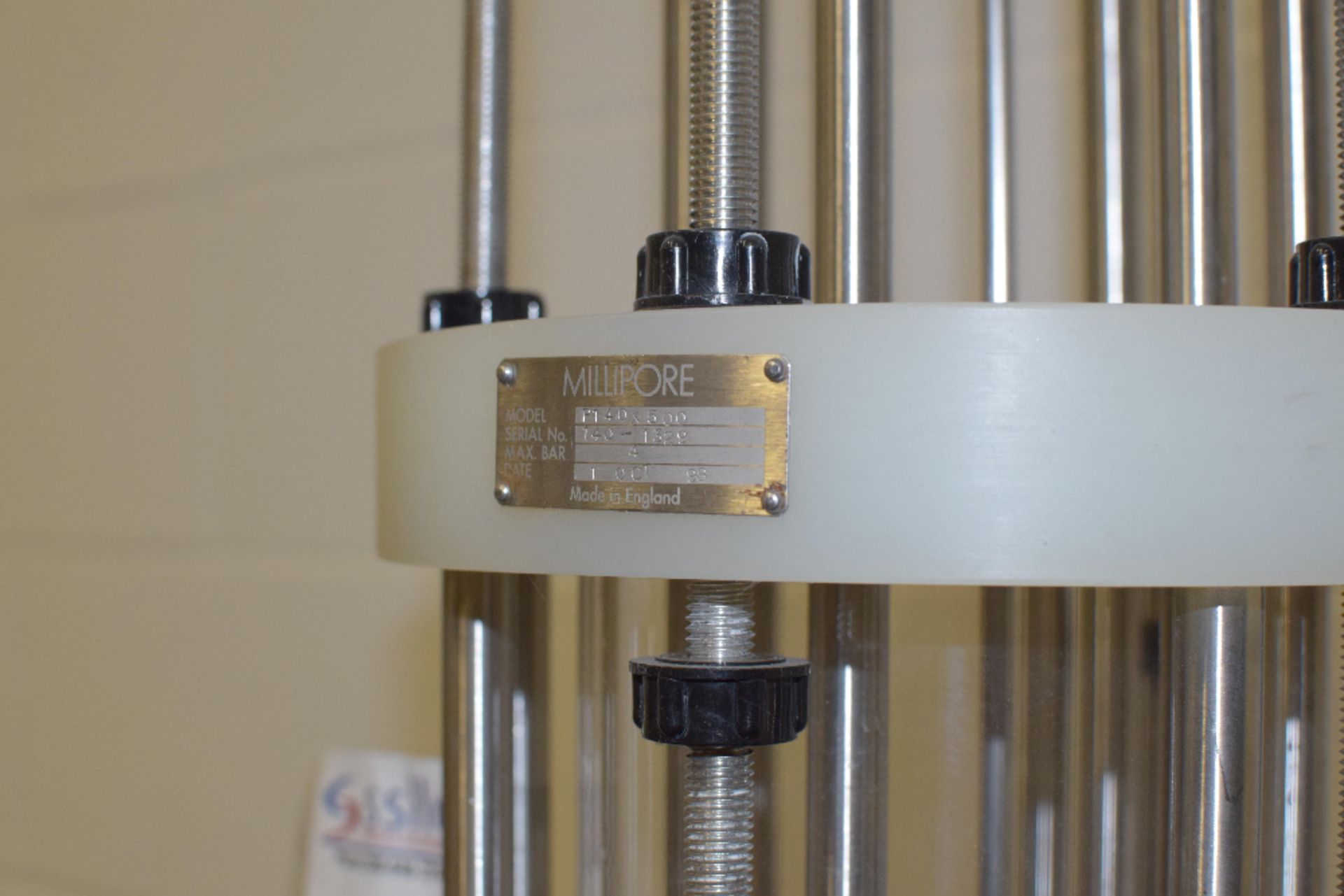 Millipore Cast Acrylic HPLC Chromatography Column - Image 3 of 3