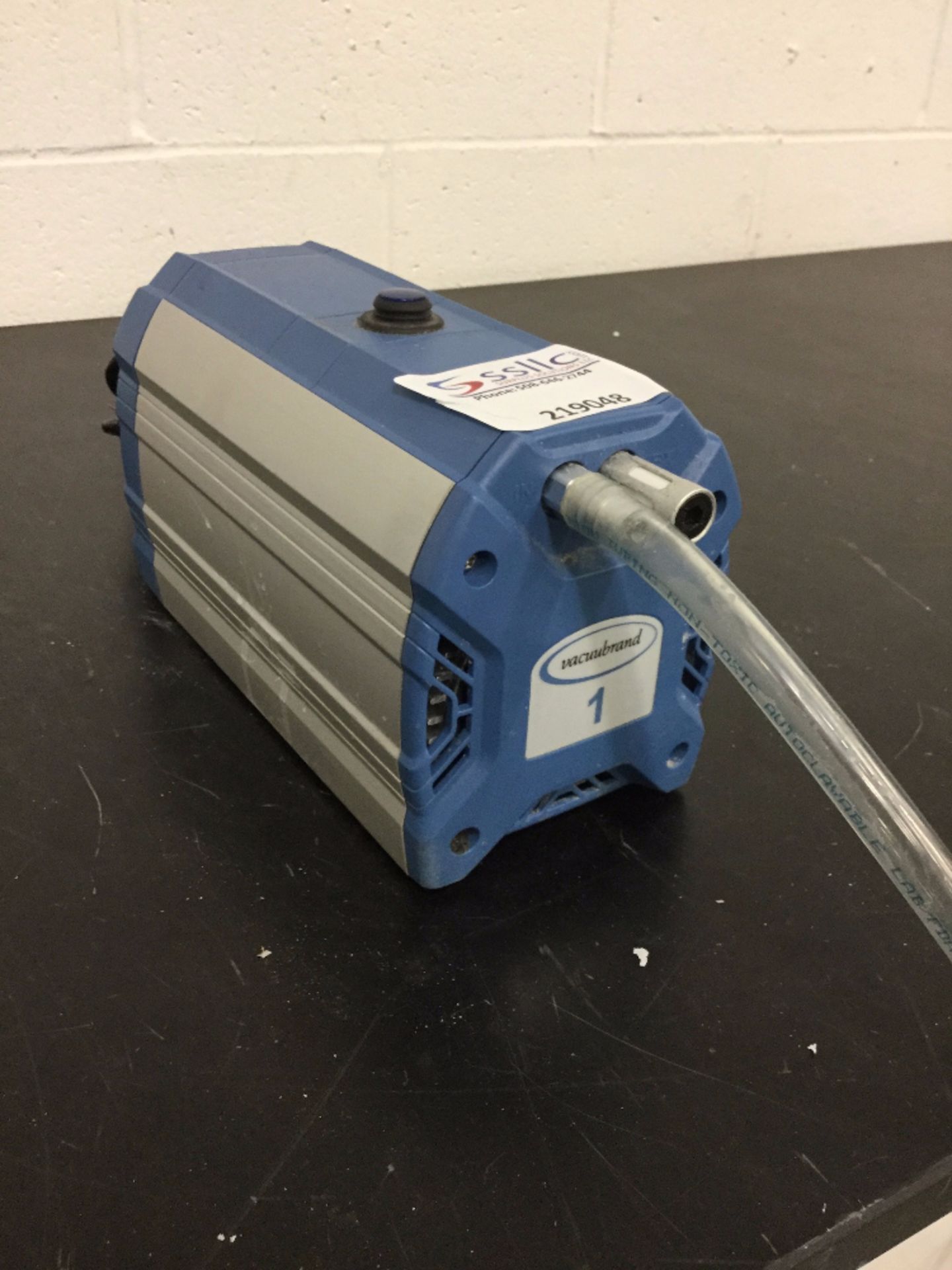 Vacuubrand ME1 Vacuum Pump