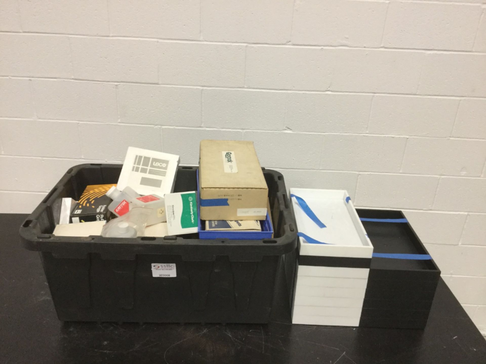 Lot Of Miscellaneous Laboratory Equipment