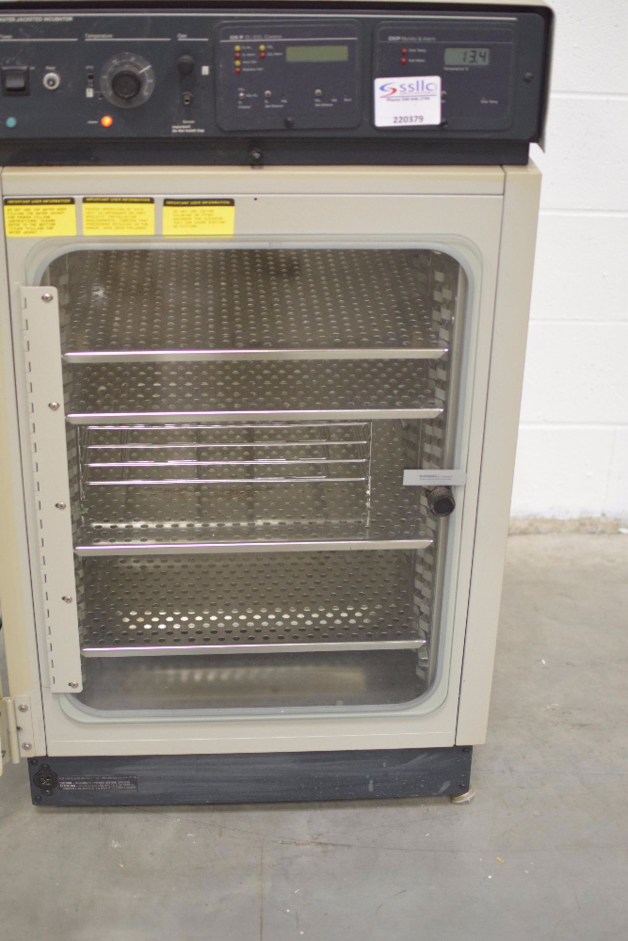 Forma Scientific Model 3159 Water Jacketed Incubator - Image 2 of 4