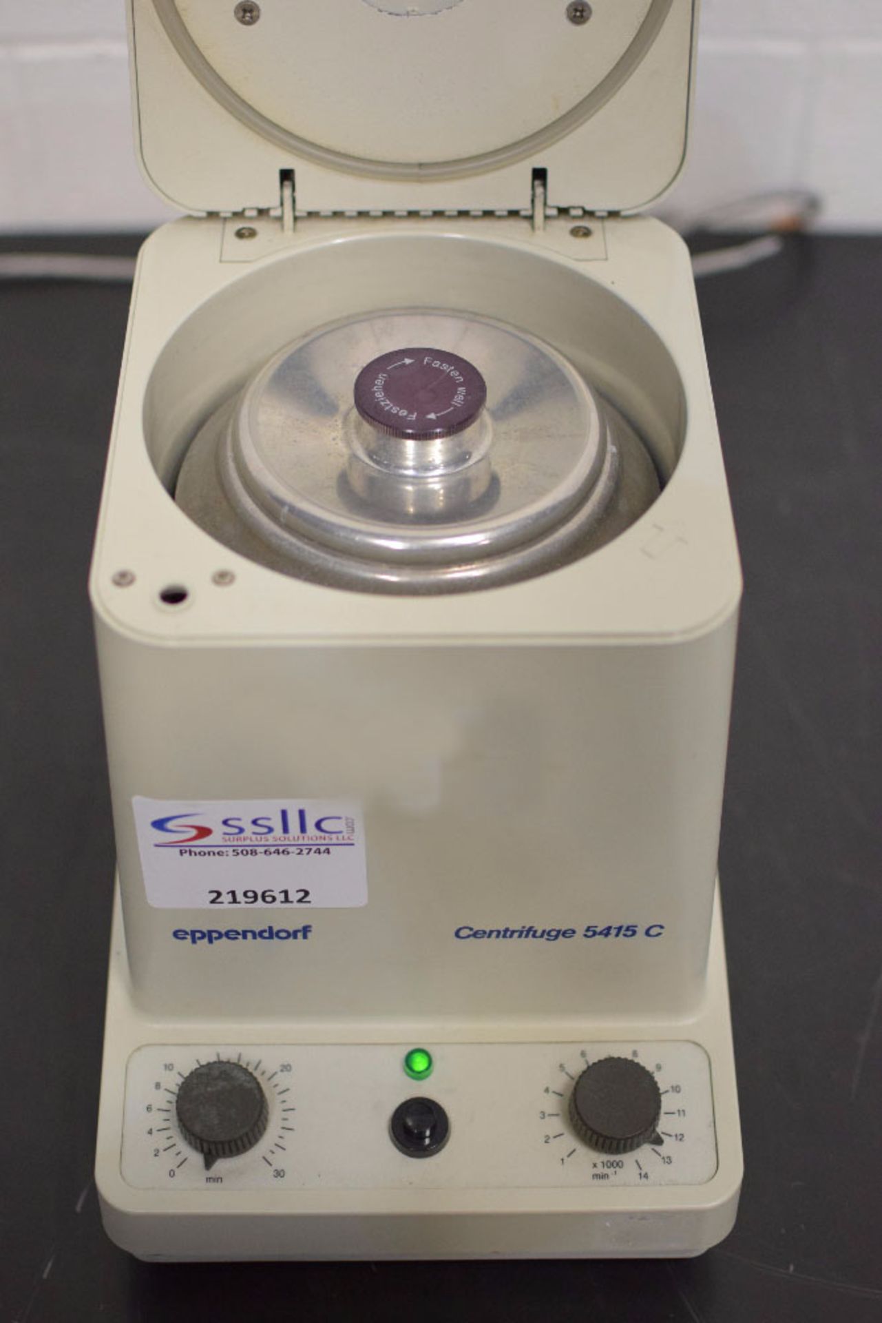 Eppendorf 5415 C Micro Centrifuge - Image 2 of 4