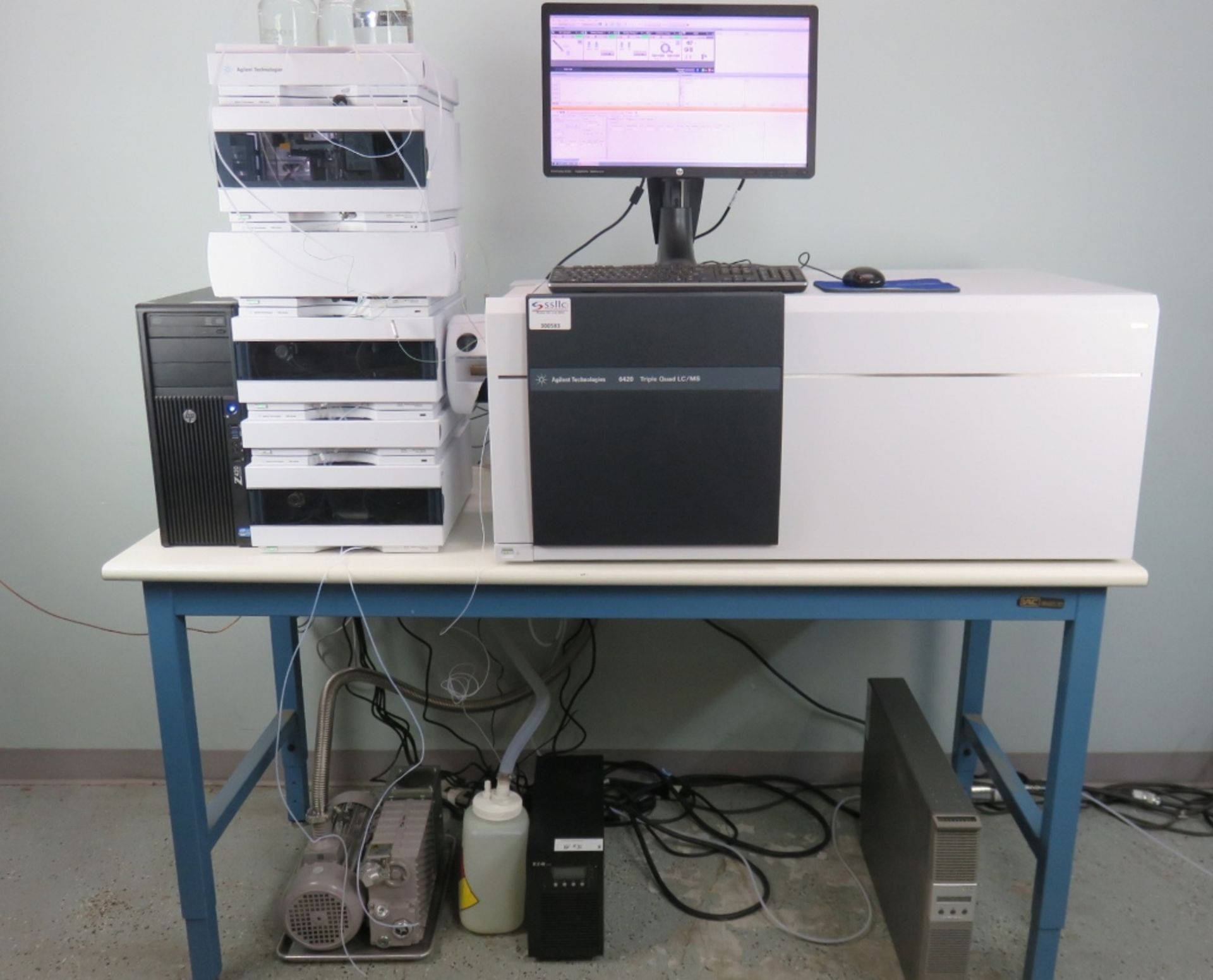 Agilent 6420 Triple Quad LCMS System