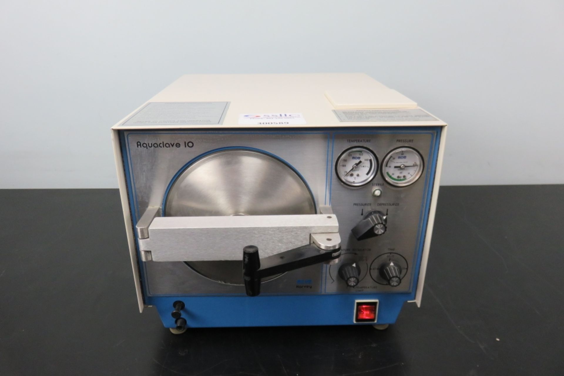 Harvey Aquaclave 10 Autoclave