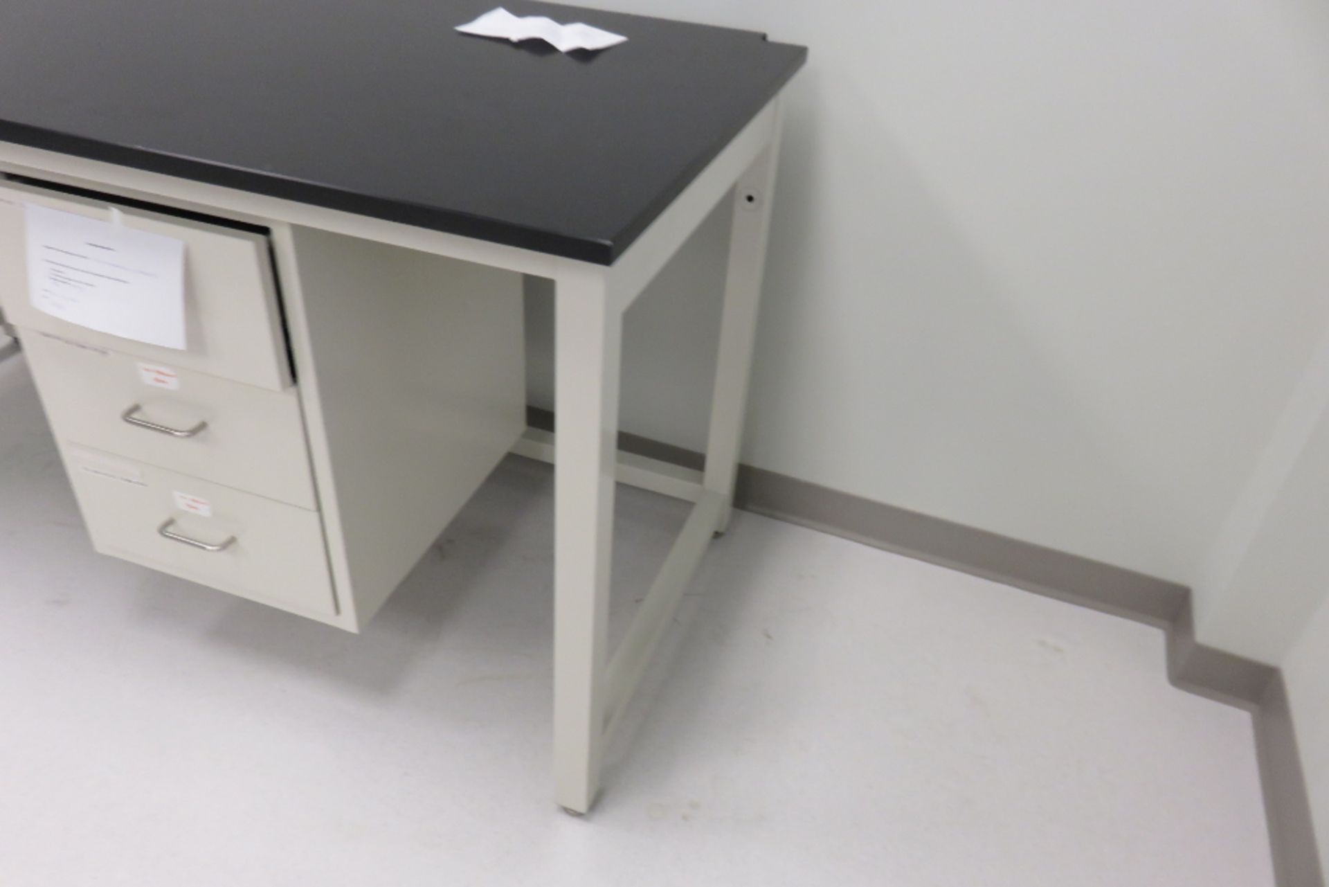 Steel Sentry Lab Table - Image 4 of 4