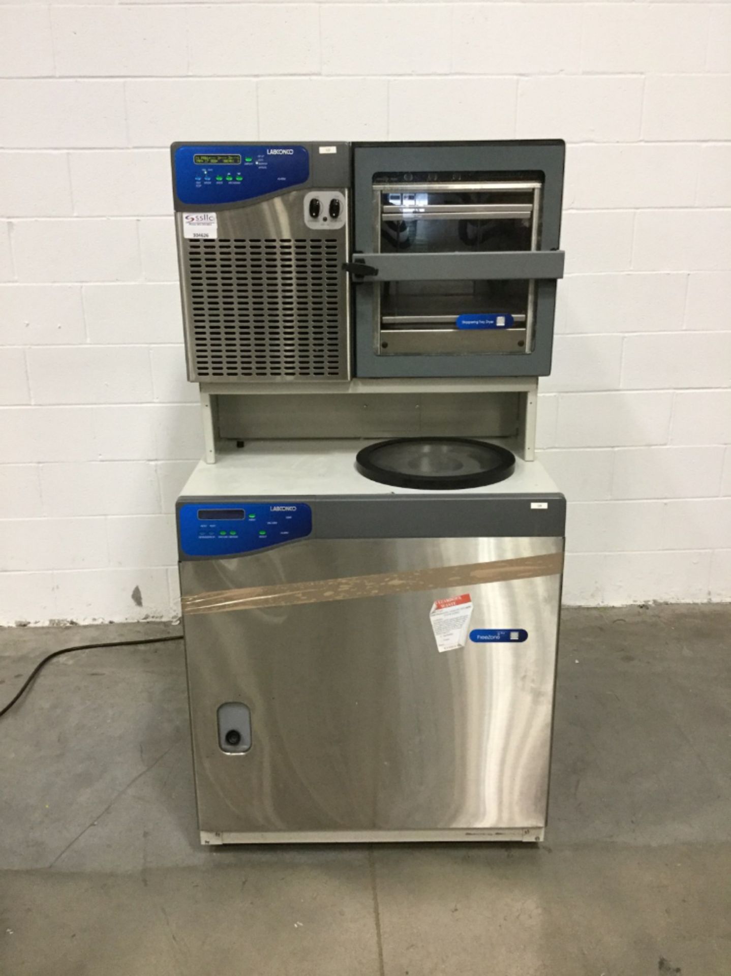 Labconco FreeZone 6 Liter Console Freeze Dry System with Stoppering Tray Dryer