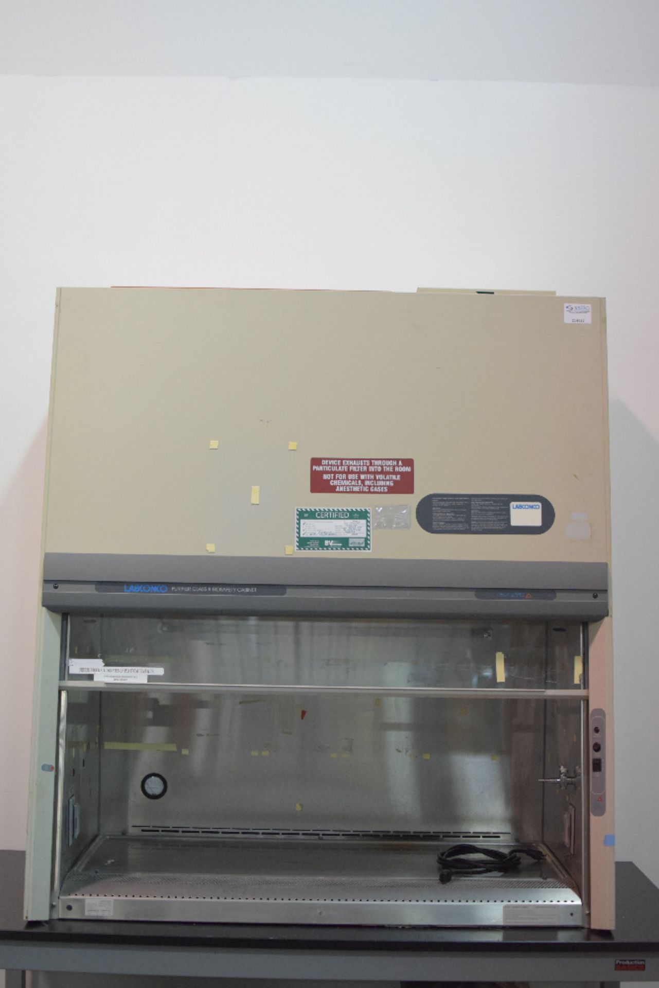 Labconco Purifier Class II 4' Biosafety Cabinet