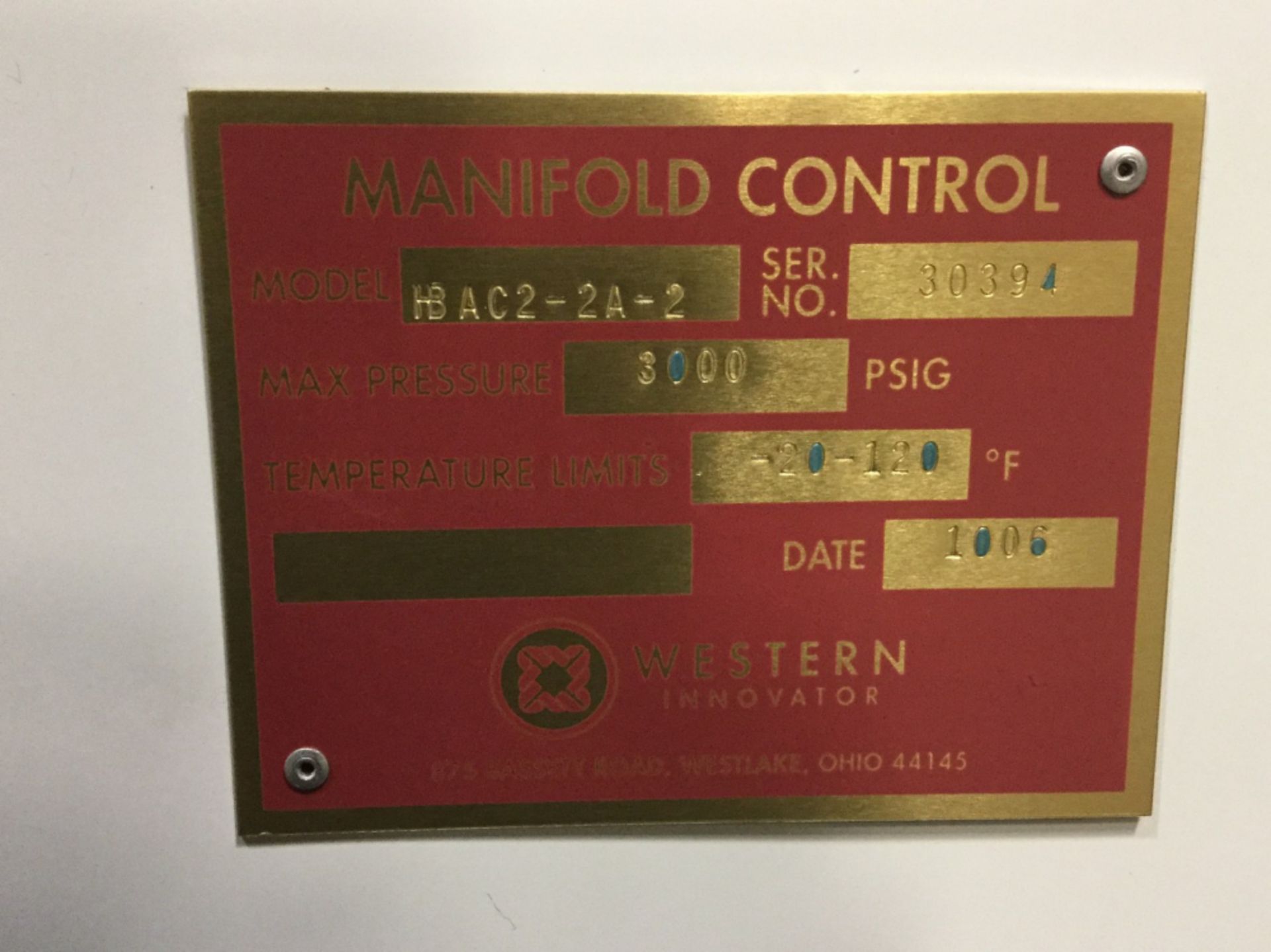 Western Innovator Automatic Changeover Specialty Gas Manifold - Image 2 of 2