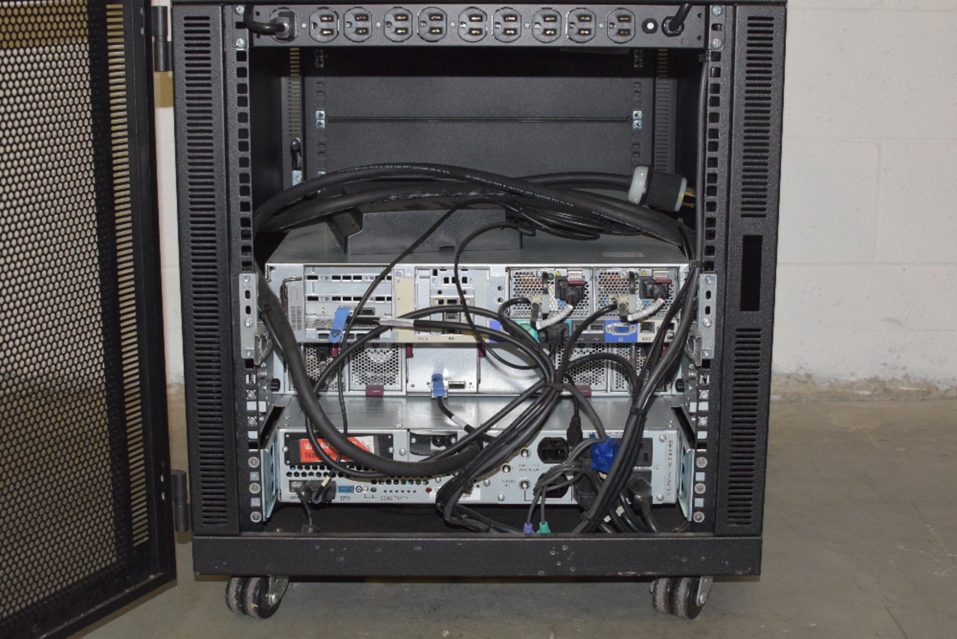 Illumina Rollable Server Rack System - Image 6 of 9