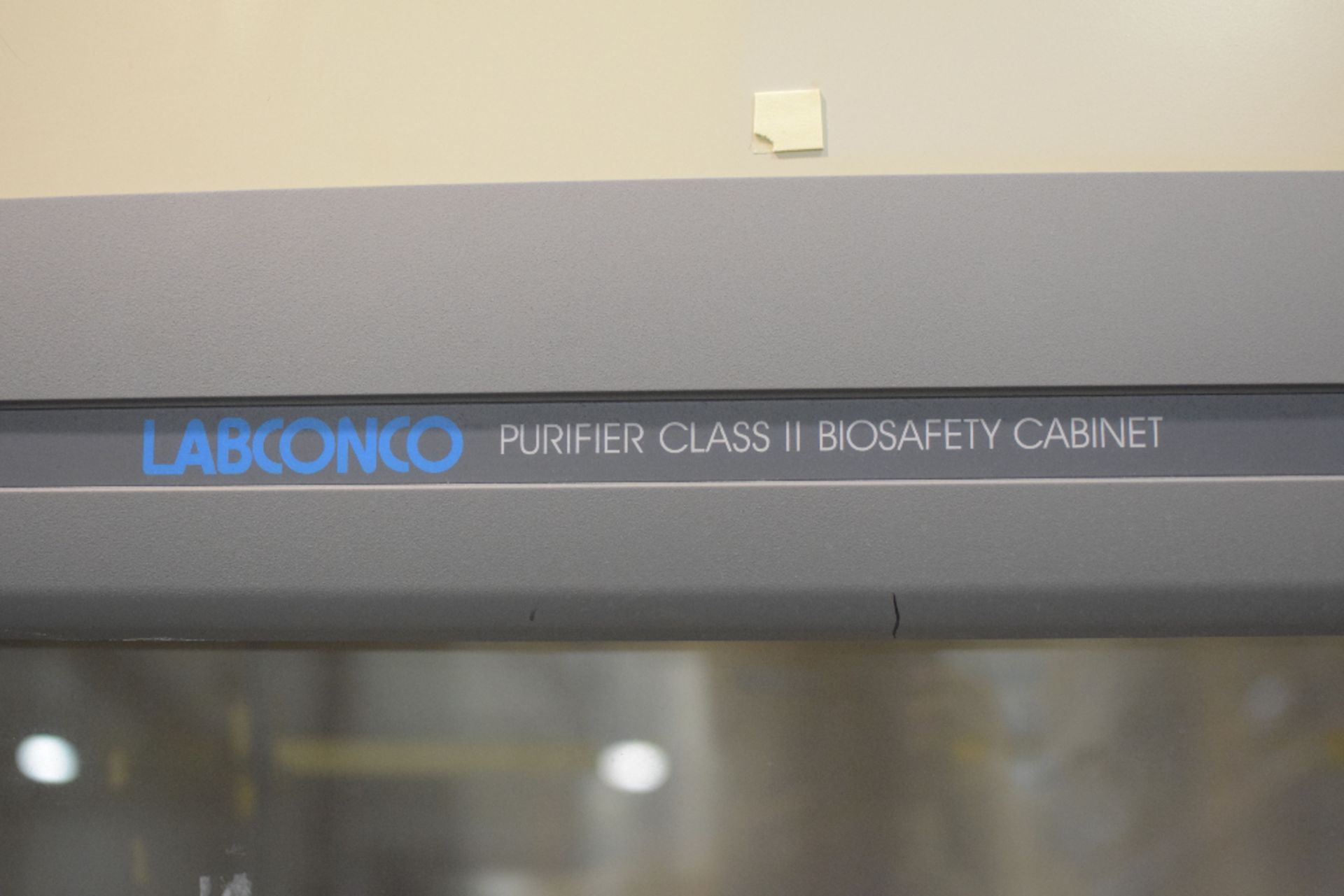 Labconco Purifier Class II 4' Biosafety Cabinet - Image 2 of 3