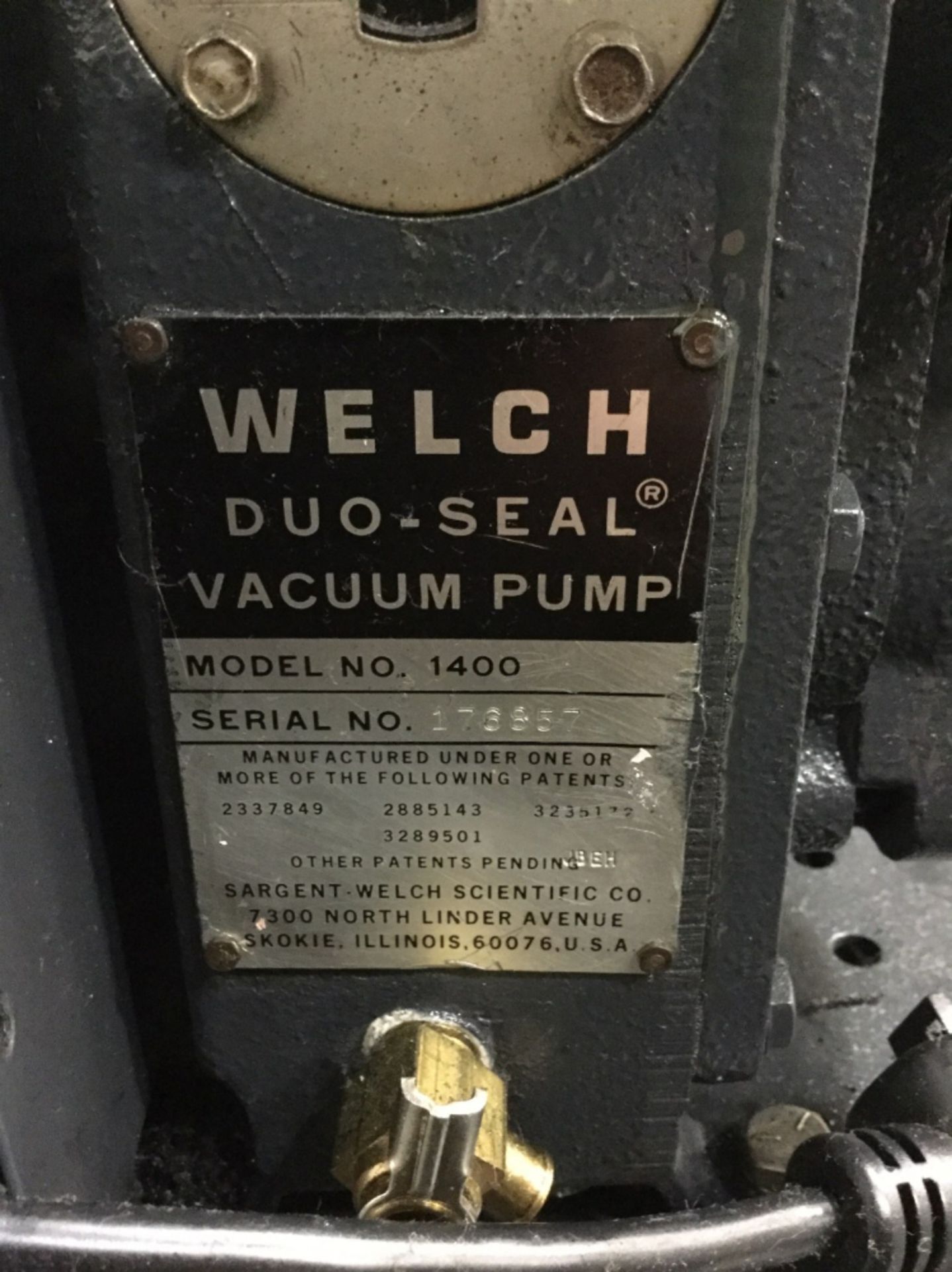 Welch DuoSeal 1402 Vacuum Pump - Image 2 of 3