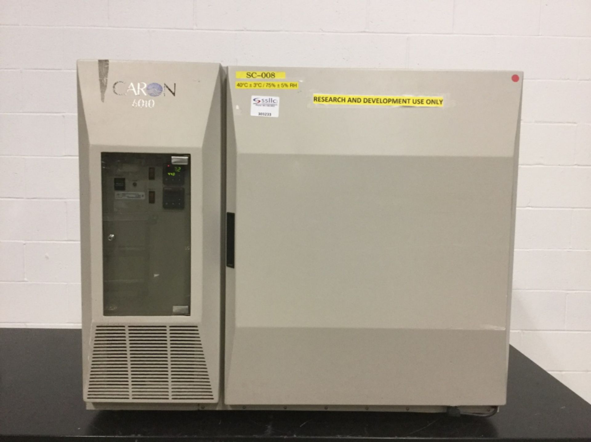 Caron 6010 Environmental Test Chamber