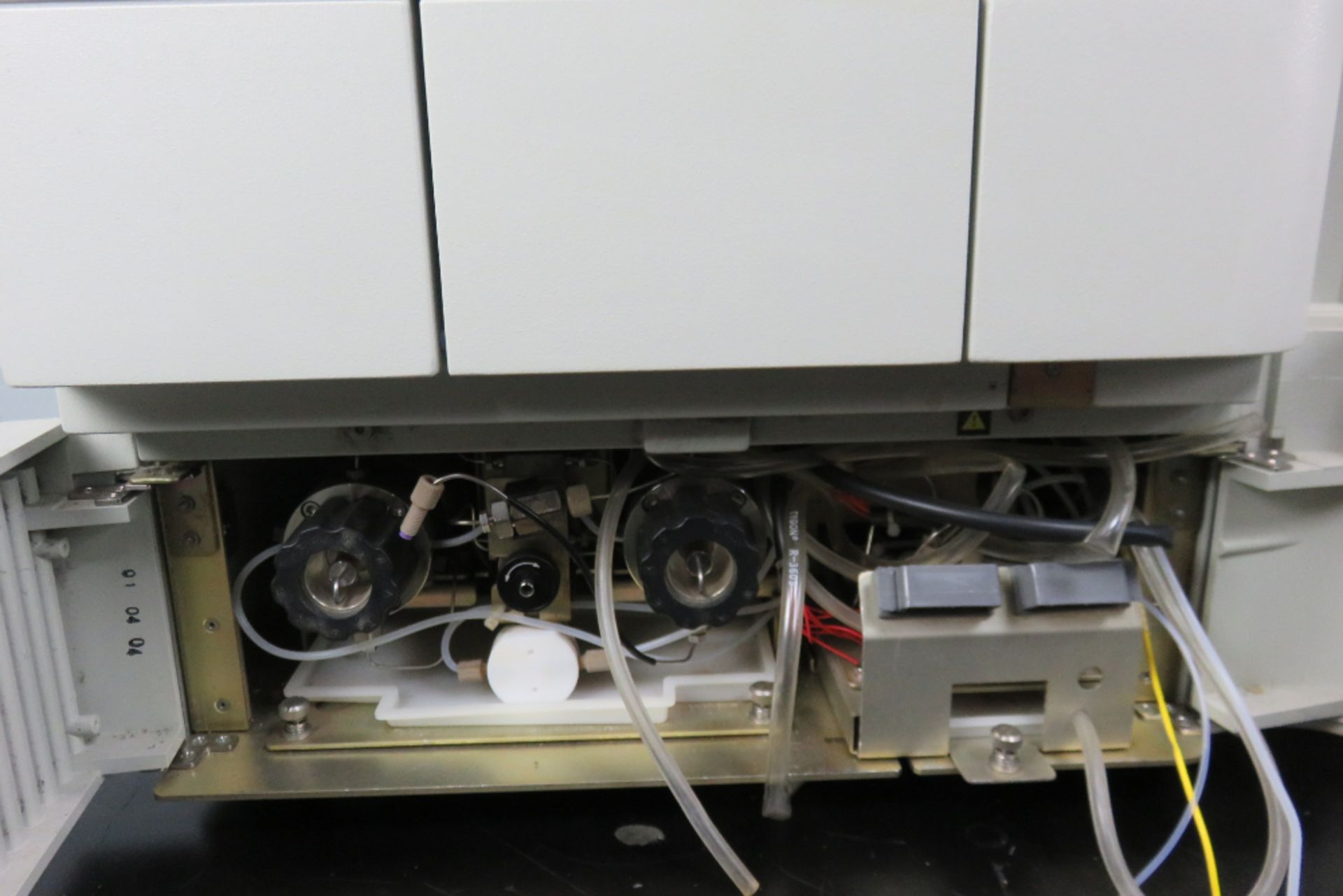 Waters 2695 HPLC System - Image 6 of 13