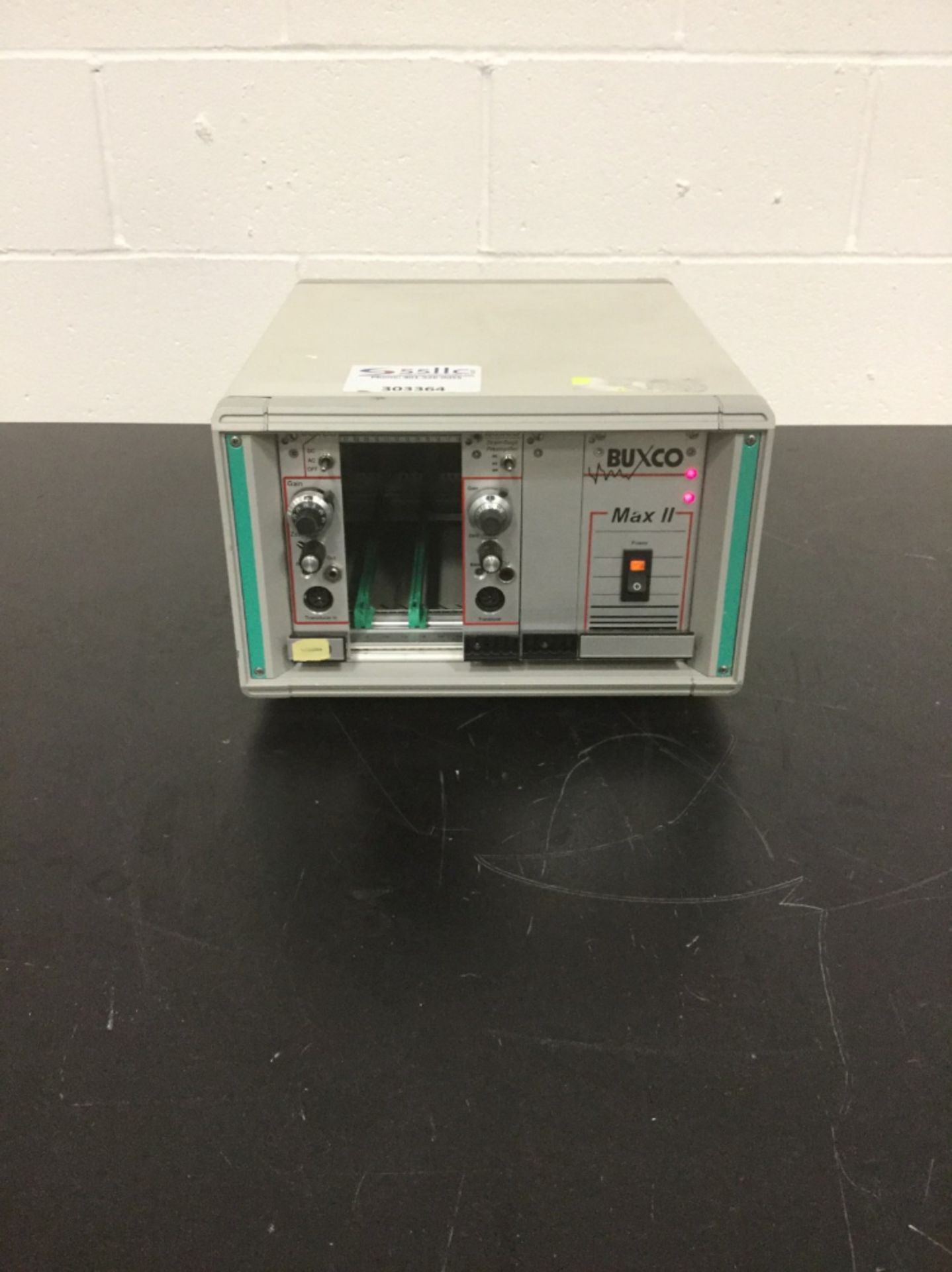 Buxco Max II Strain-Gage Preamplifier