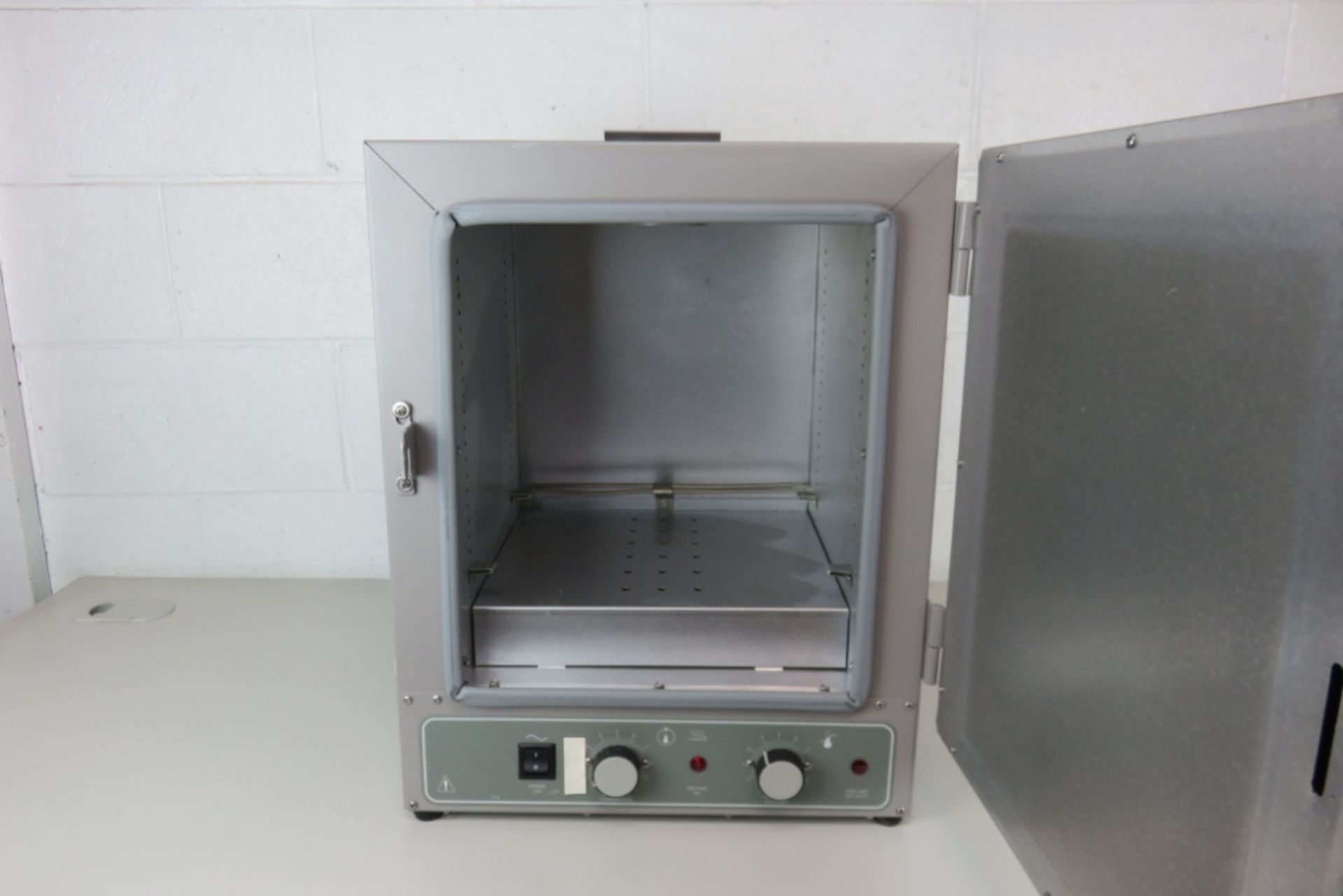 VWR 1310 Oven - Image 2 of 4