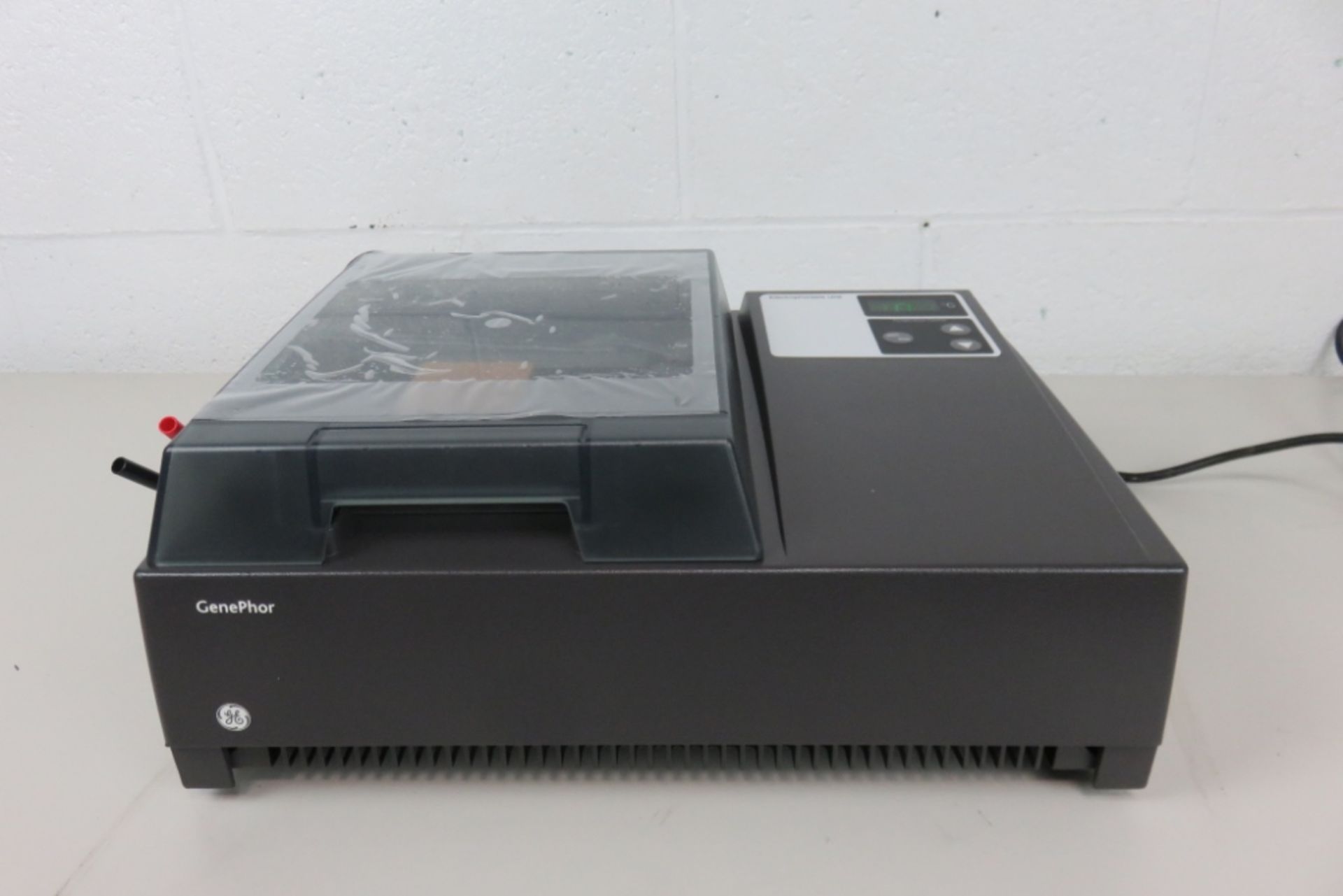 GE Healthcare GenePhor Electrophoresis Unit - Image 2 of 6