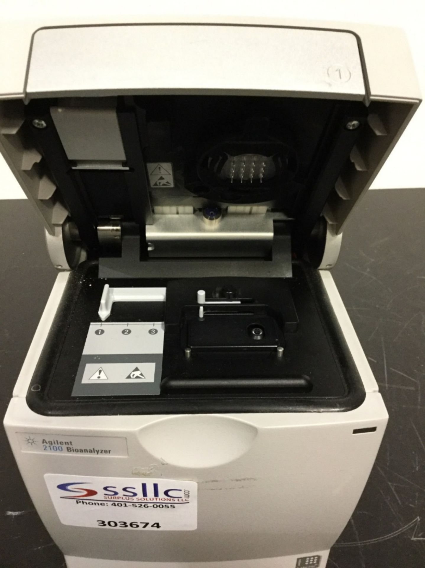 Agilent 2100 Bioanalyzer - Image 2 of 3