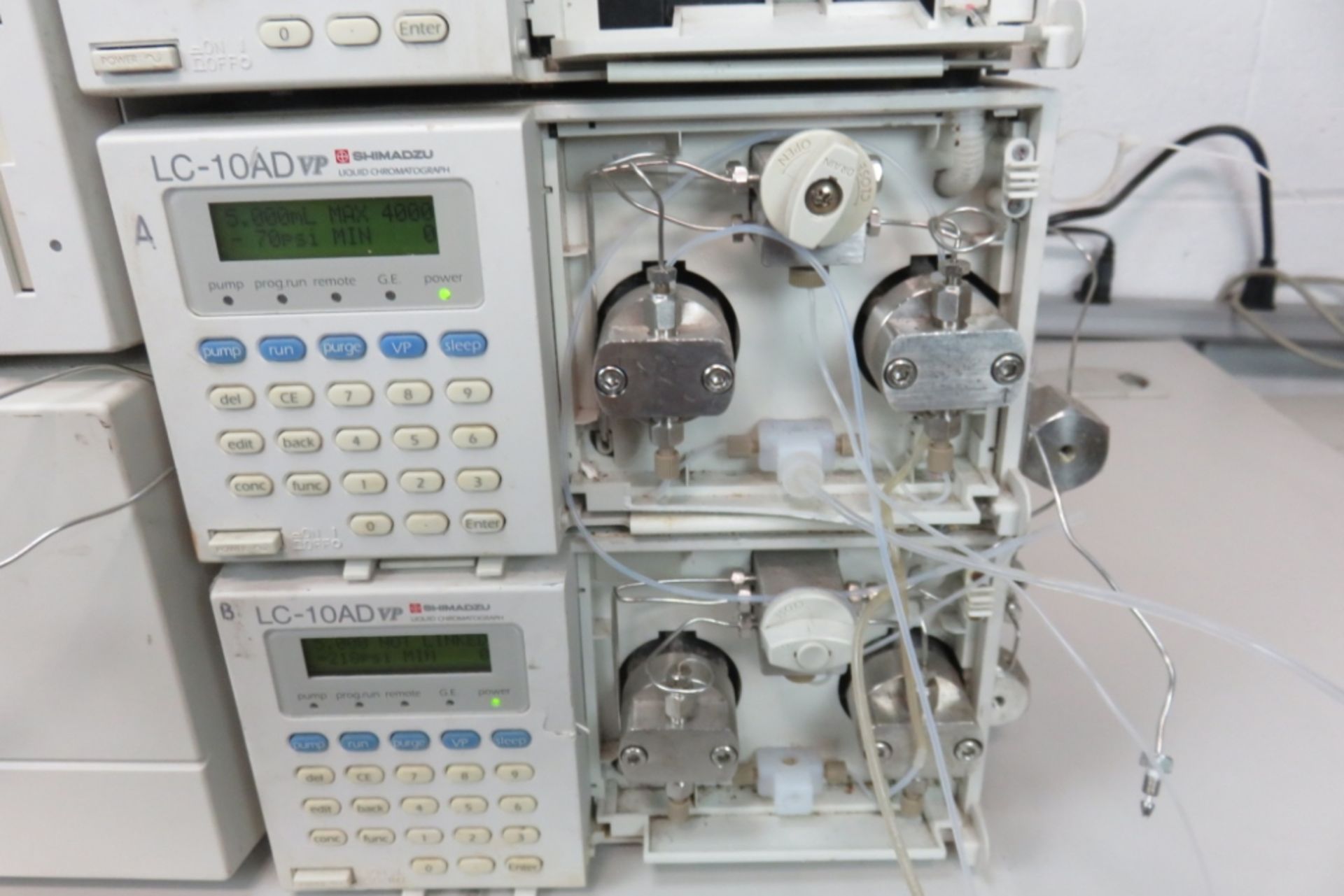 Shimadzu 10AD HPLC - Image 4 of 12