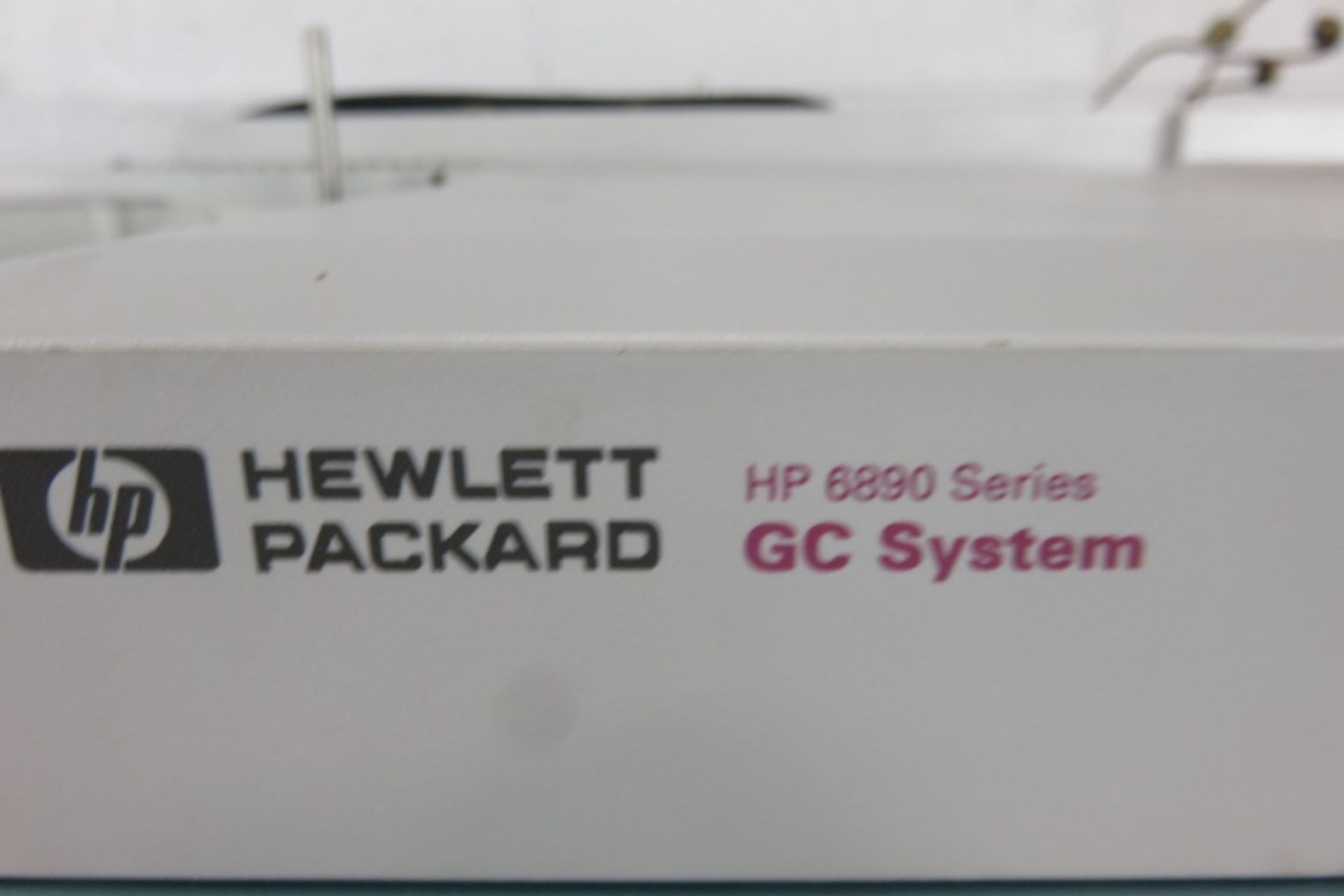 HP 6890 Gas Chromatograph - Image 7 of 8