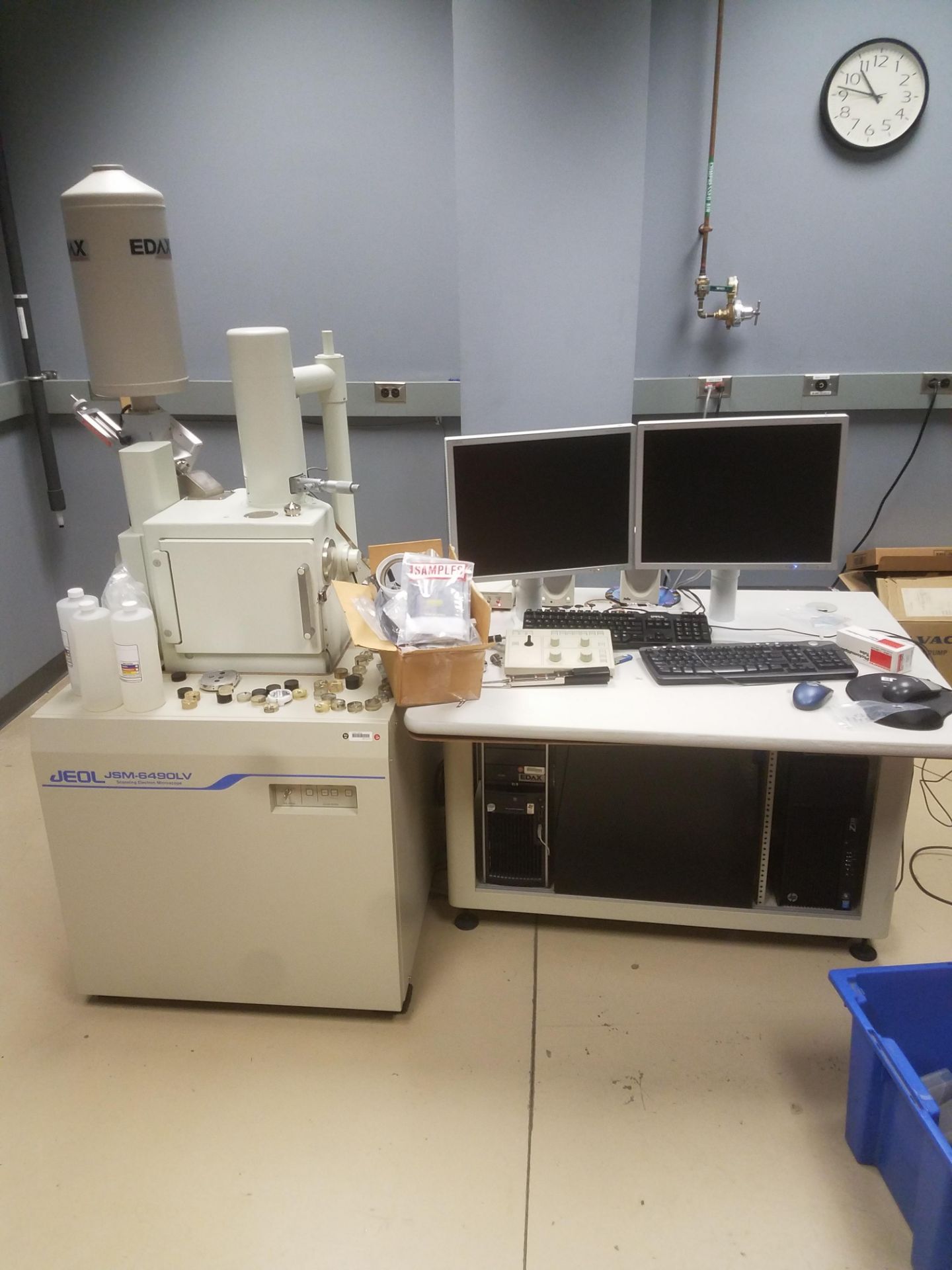 Jeol JCH JSM-649OLV Scanning Electron Microscope