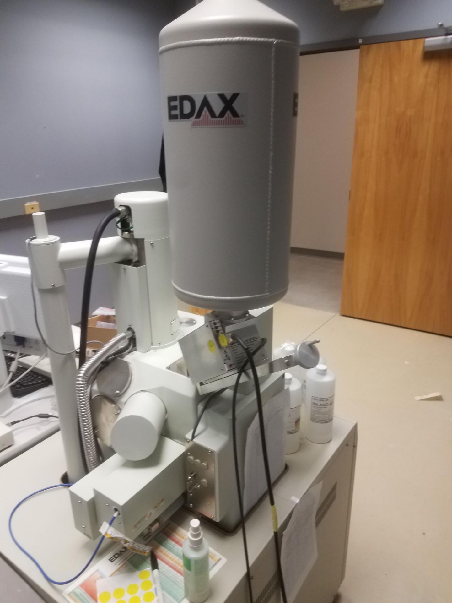 Jeol JCH JSM-649OLV Scanning Electron Microscope - Image 3 of 6