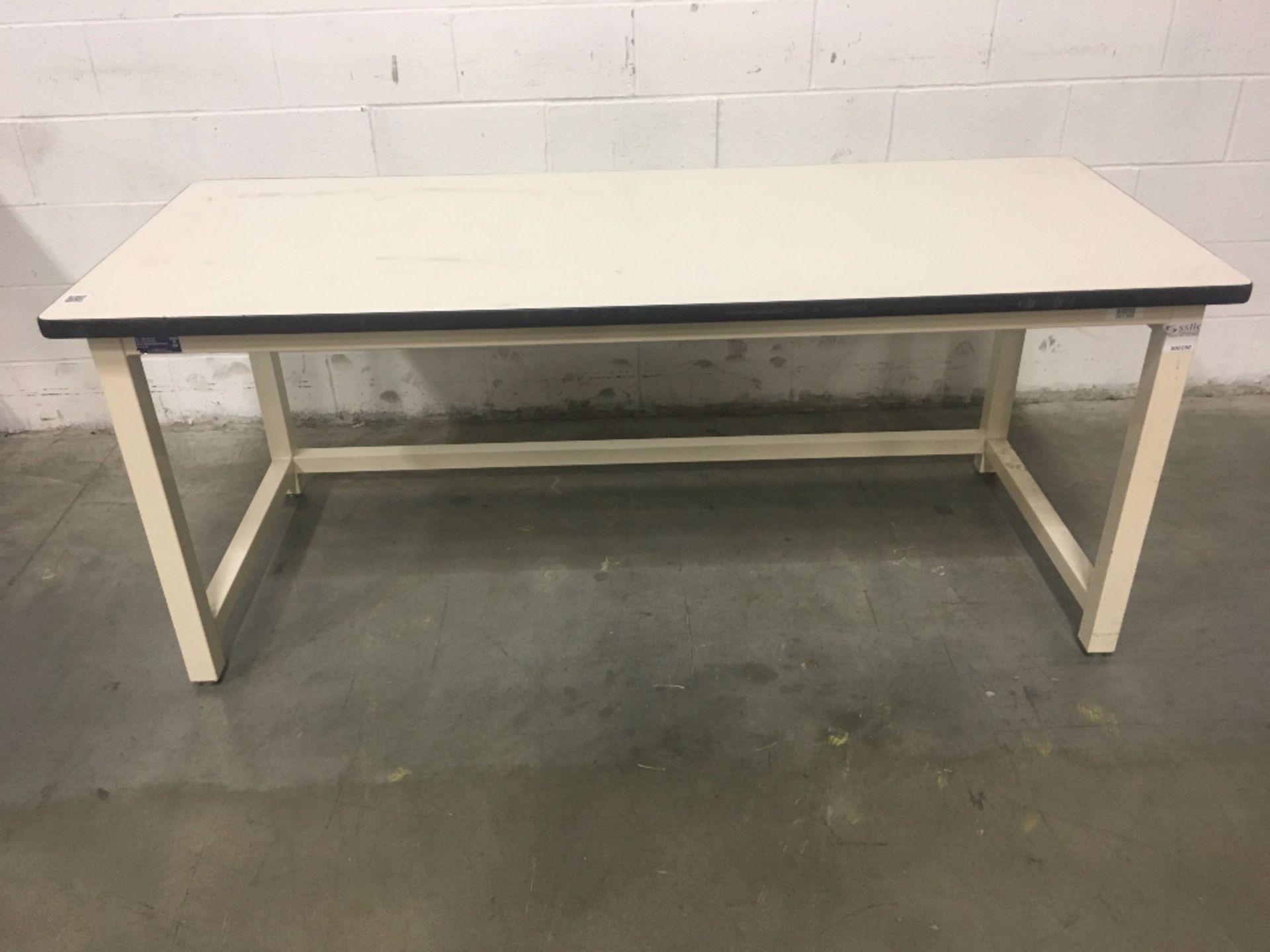 6' Phoenix Workstations Stationary Lab Table