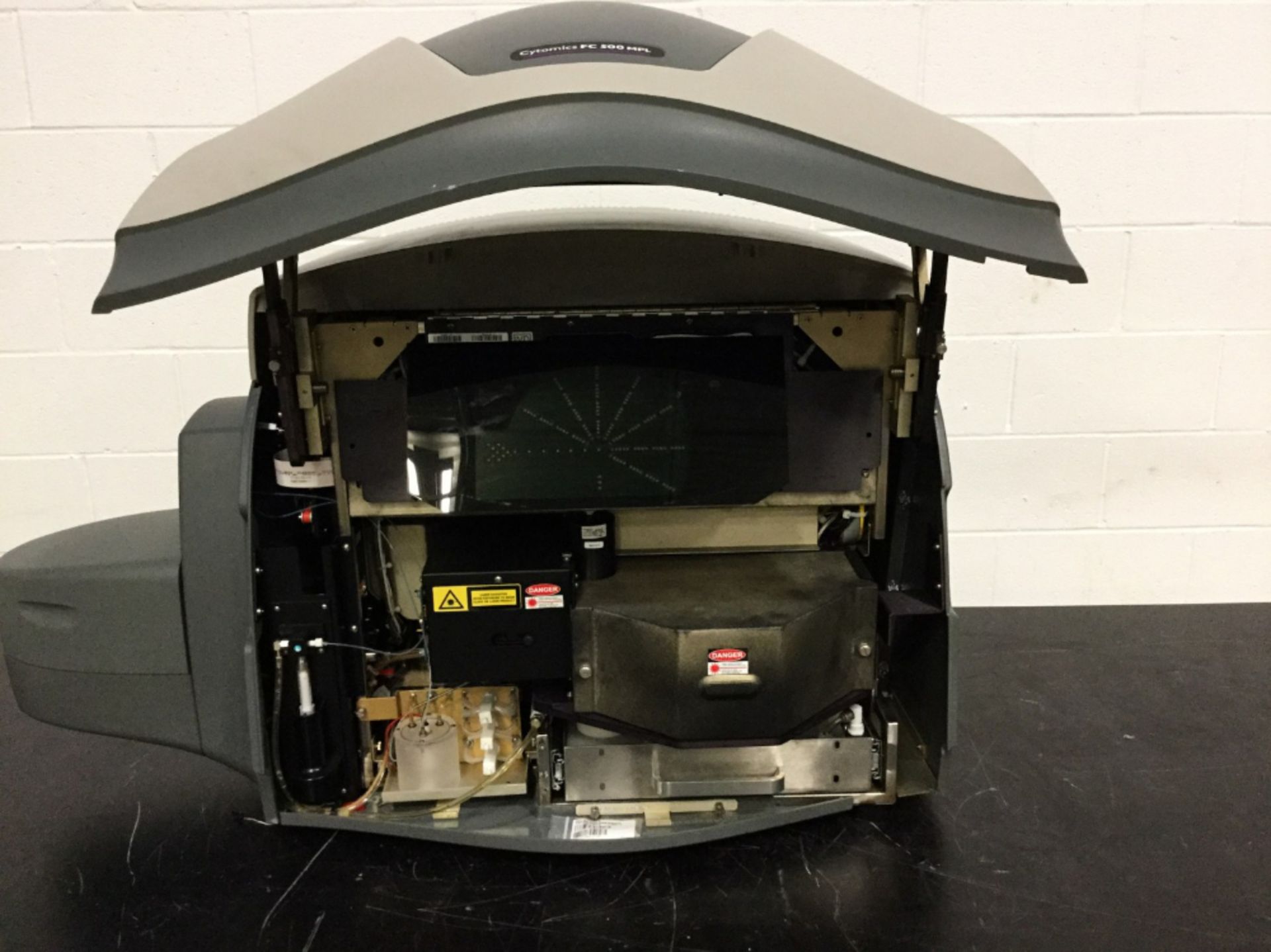 Beckman Coulter Cytomics FC 500 MPL Flow Cytometer - Image 2 of 5