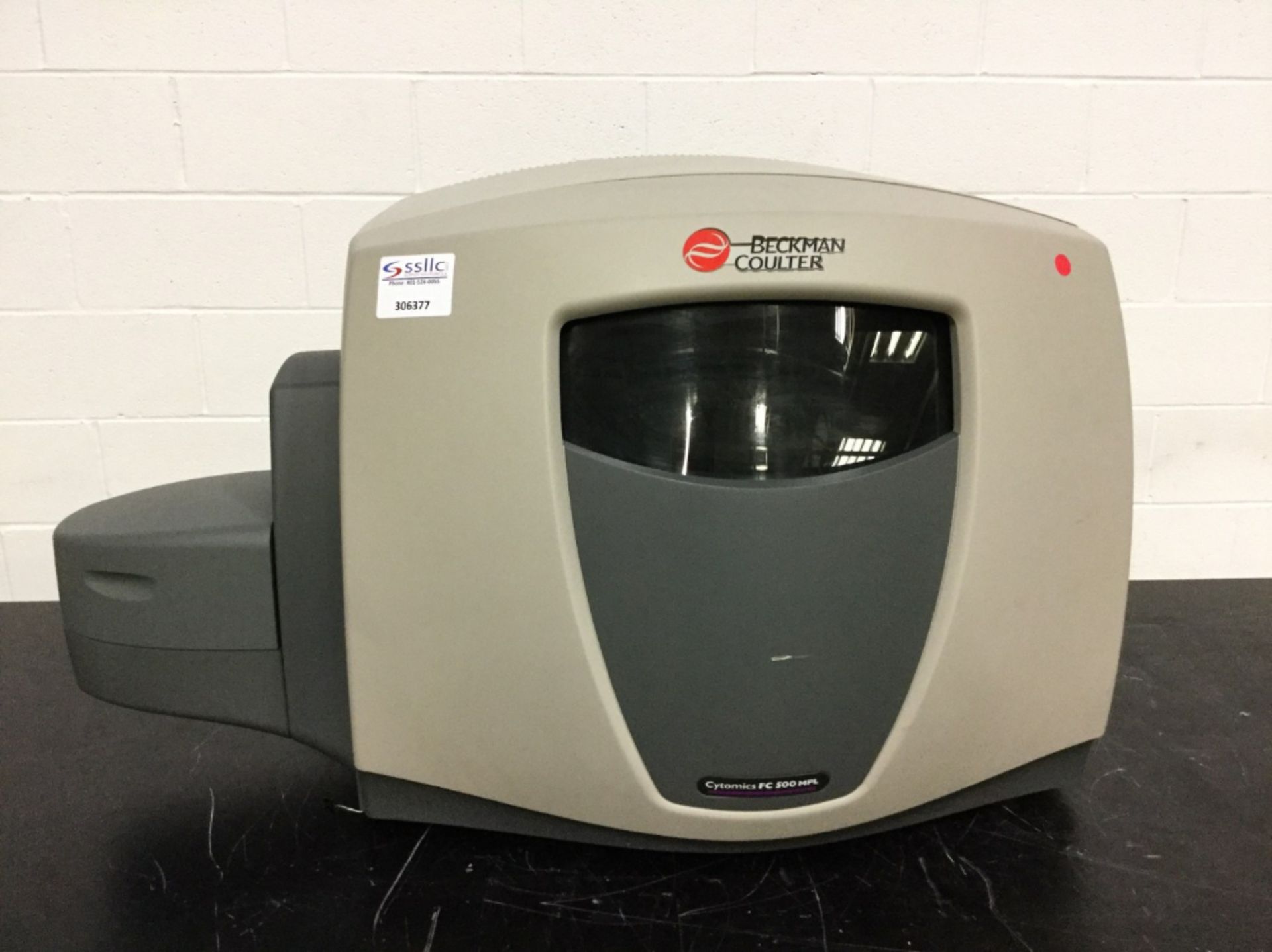 Beckman Coulter Cytomics FC 500 MPL Flow Cytometer