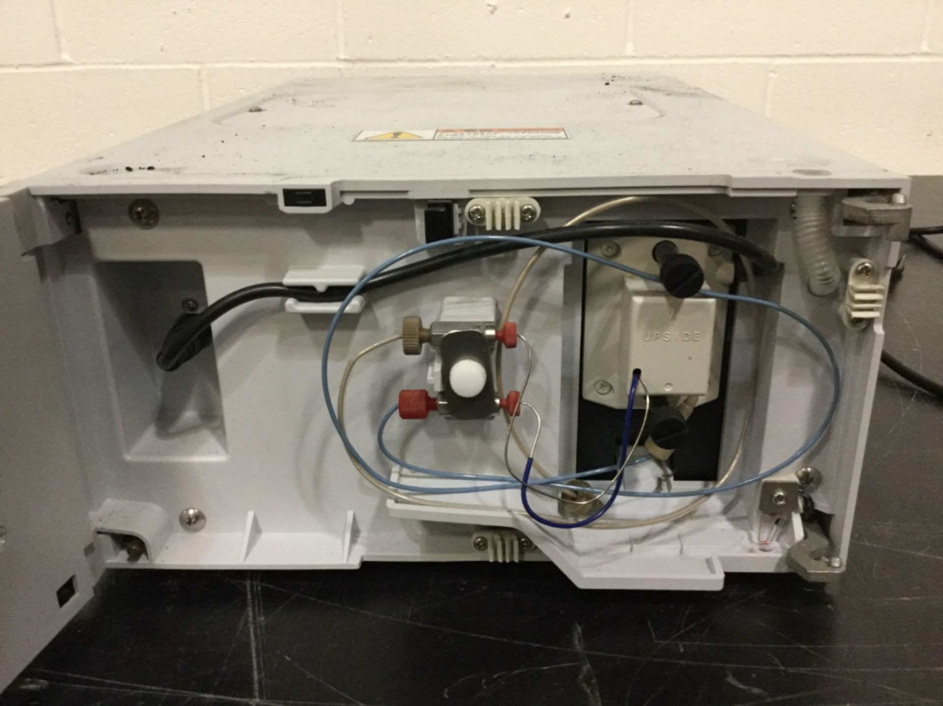 Shimadzu Prominence SPD-20A UV/VIS Detector - Image 2 of 3