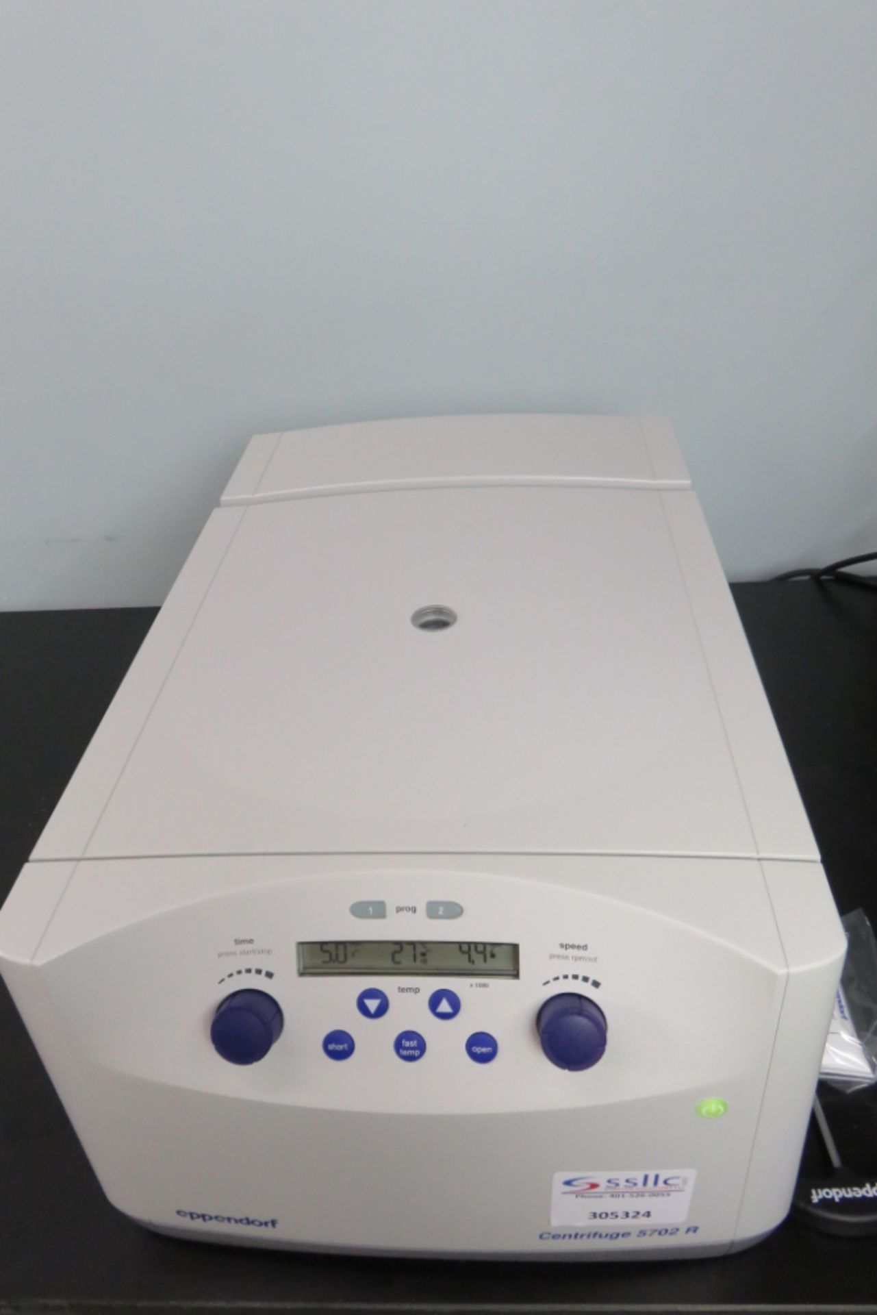 Eppendorf 5702R Refrigerated Centrifuge