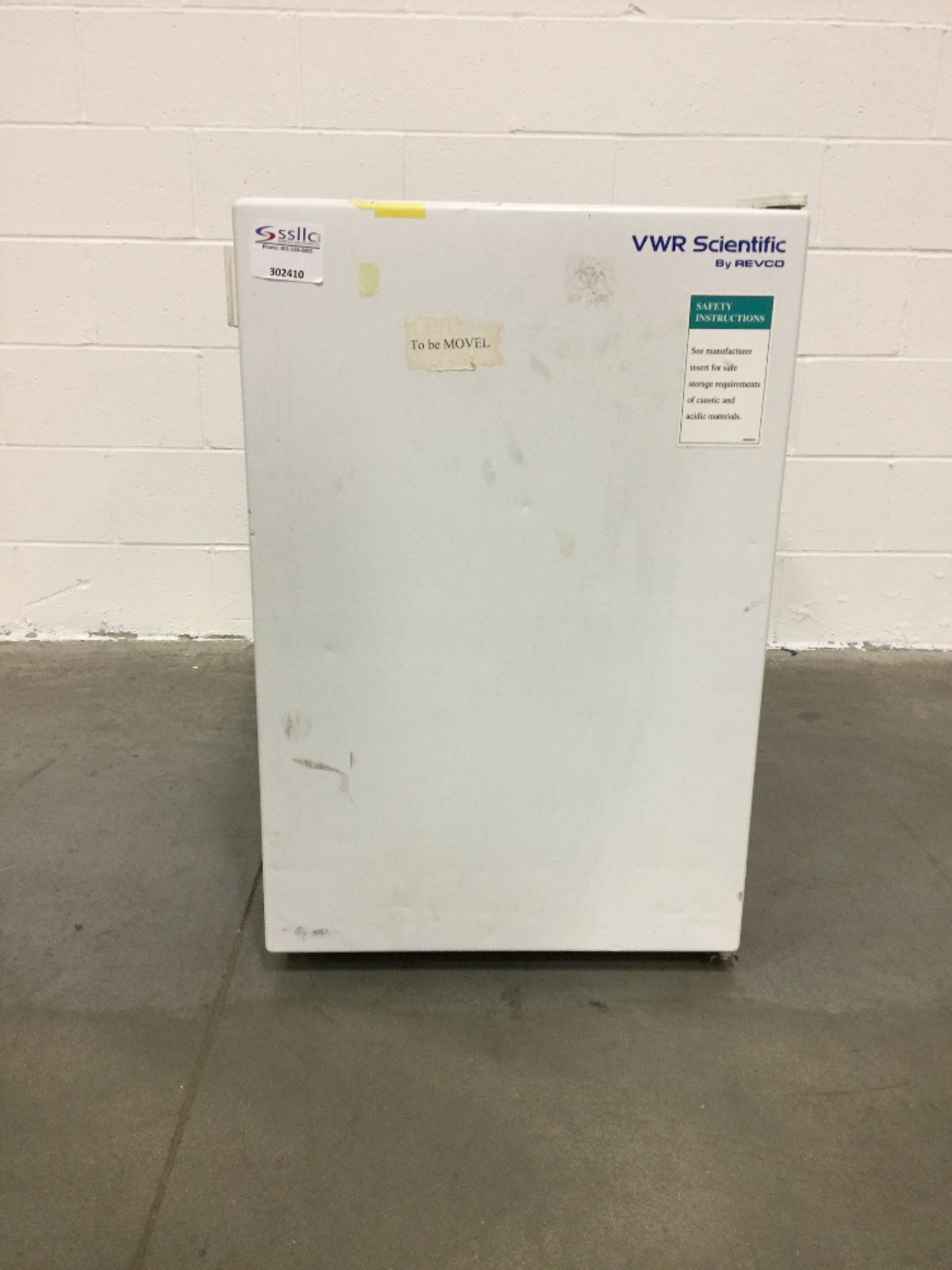 VWR Undercounter Laboratory Refrigerator/Freezer Combo