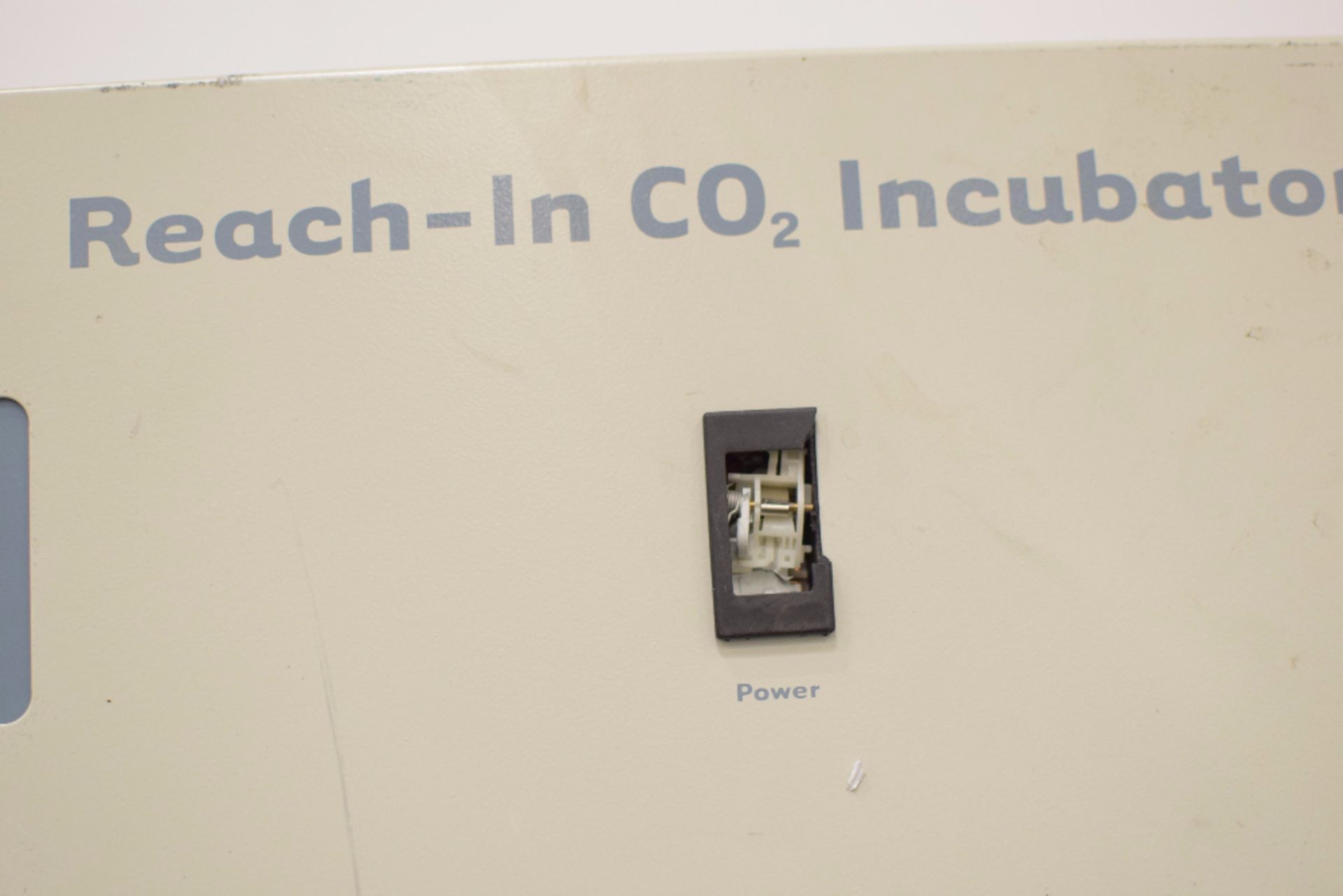 Thermo Forma 3950 Reach-In CO2 Incubator - Image 5 of 7