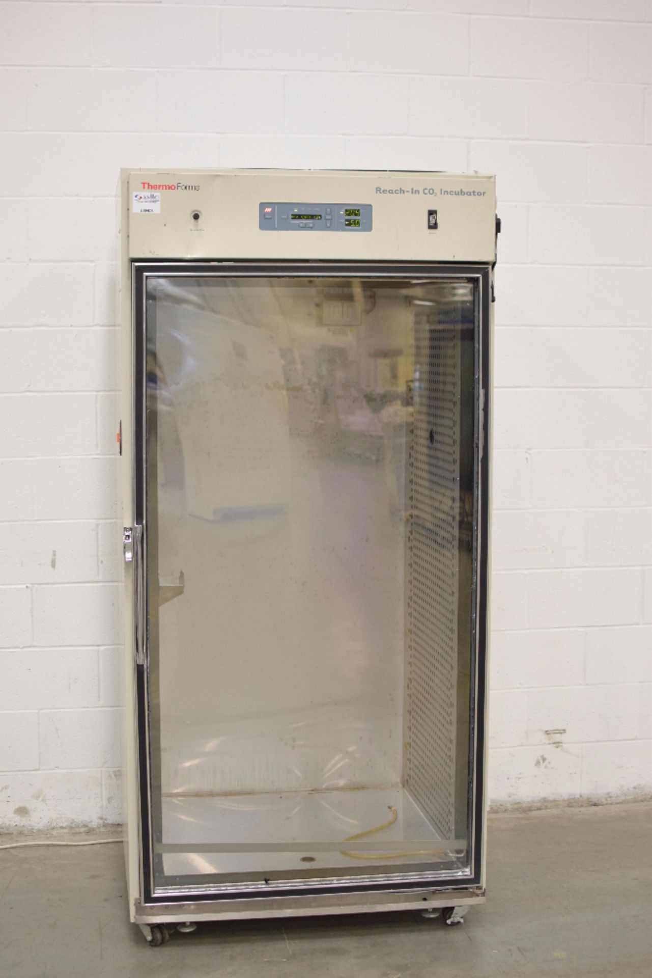 Thermo Forma 3950 Reach-In CO2 Incubator - Image 2 of 7