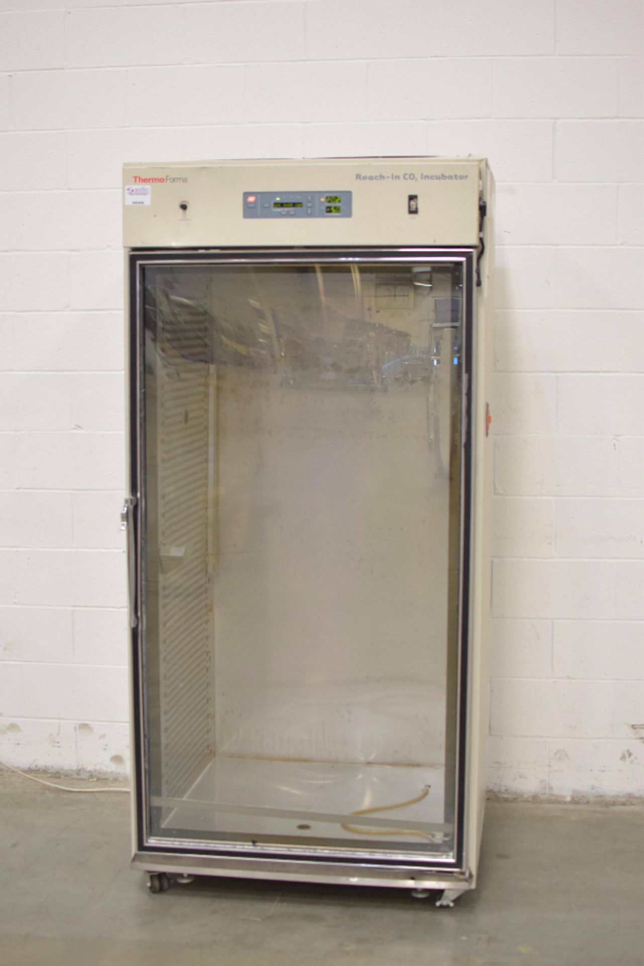 Thermo Forma 3950 Reach-In CO2 Incubator