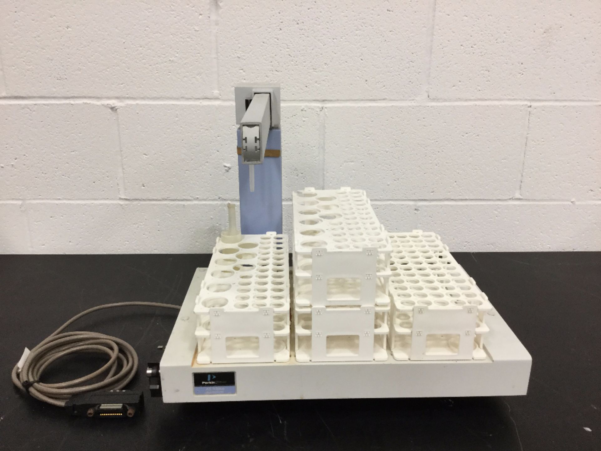 Perkin Elmer Elan 9000 ICP Mass Spectrometer - Image 6 of 10