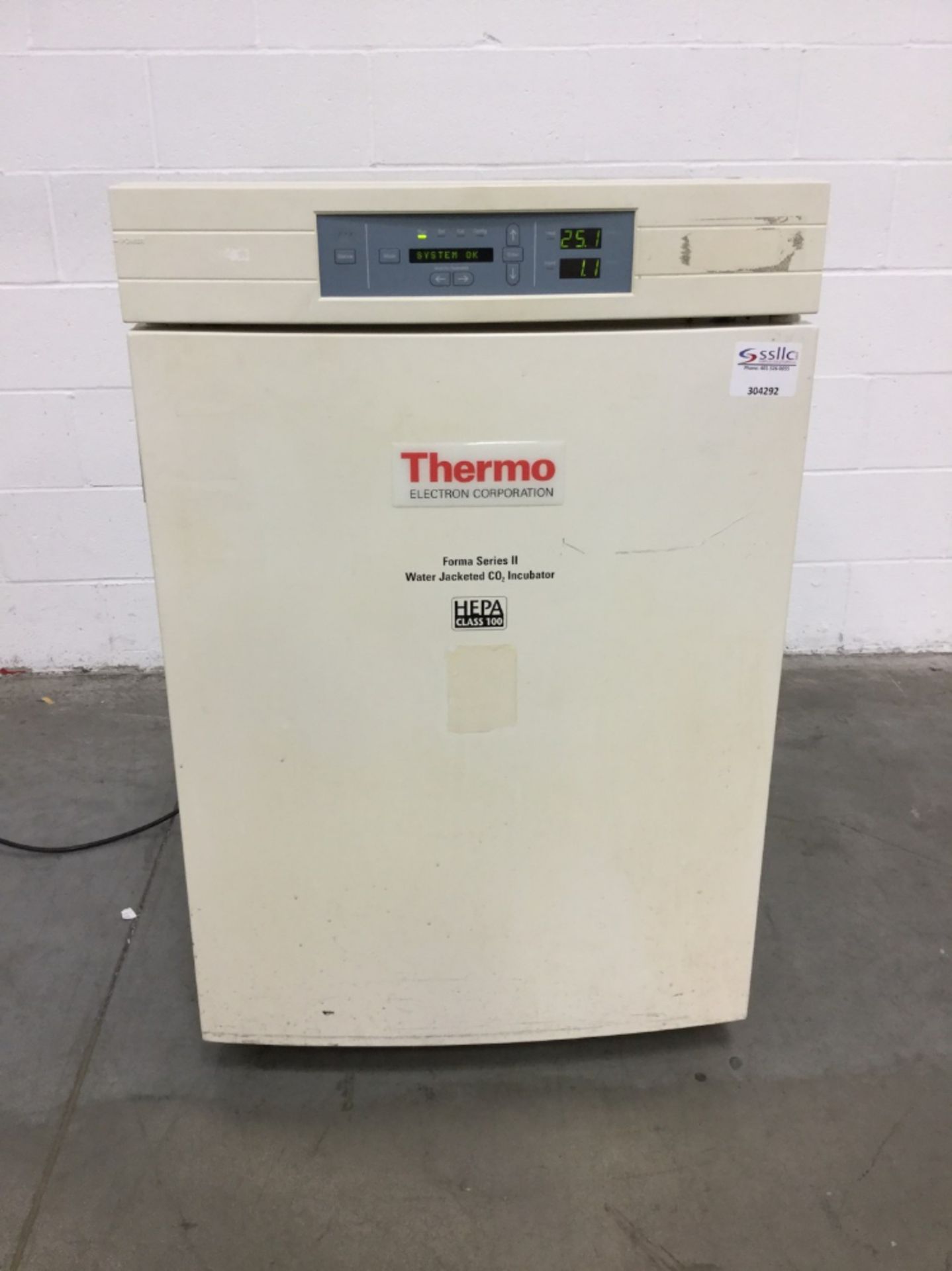 Forma Series II Water Jacketed CO2 Incubator