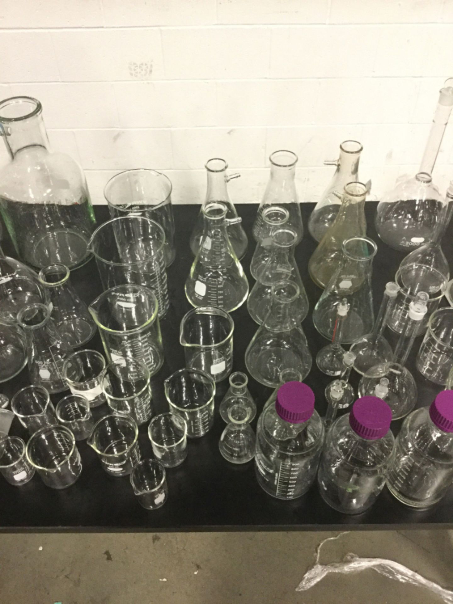 Lot of Miscellaneous Lab Glass - Image 3 of 4