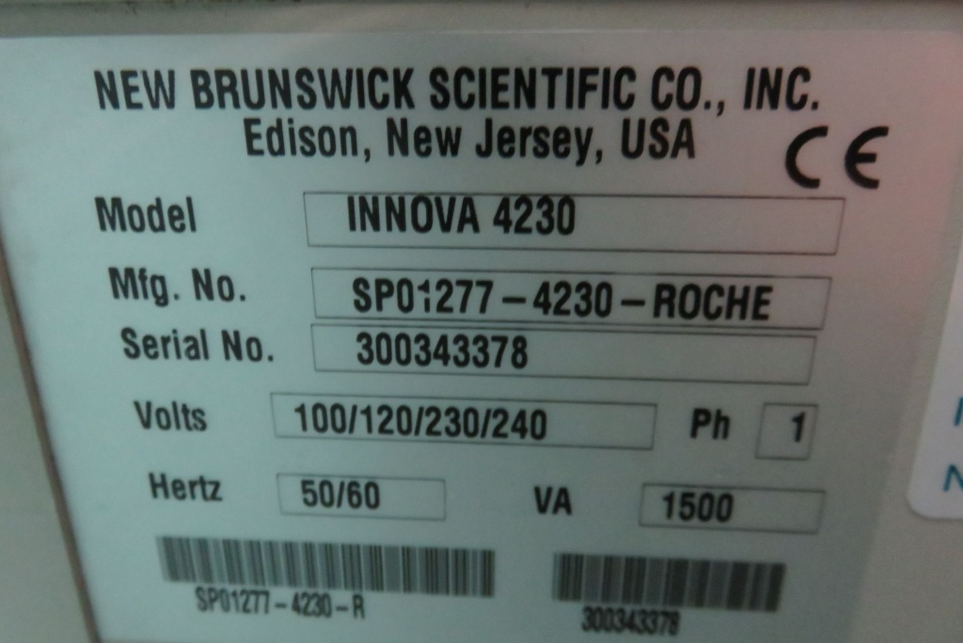 New Brunswick Innova 4230 Incubator Shaker - Image 6 of 6