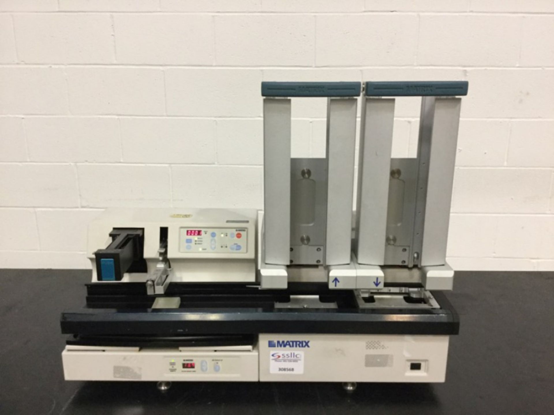 Matrix WellMate Dispenser and Stacker