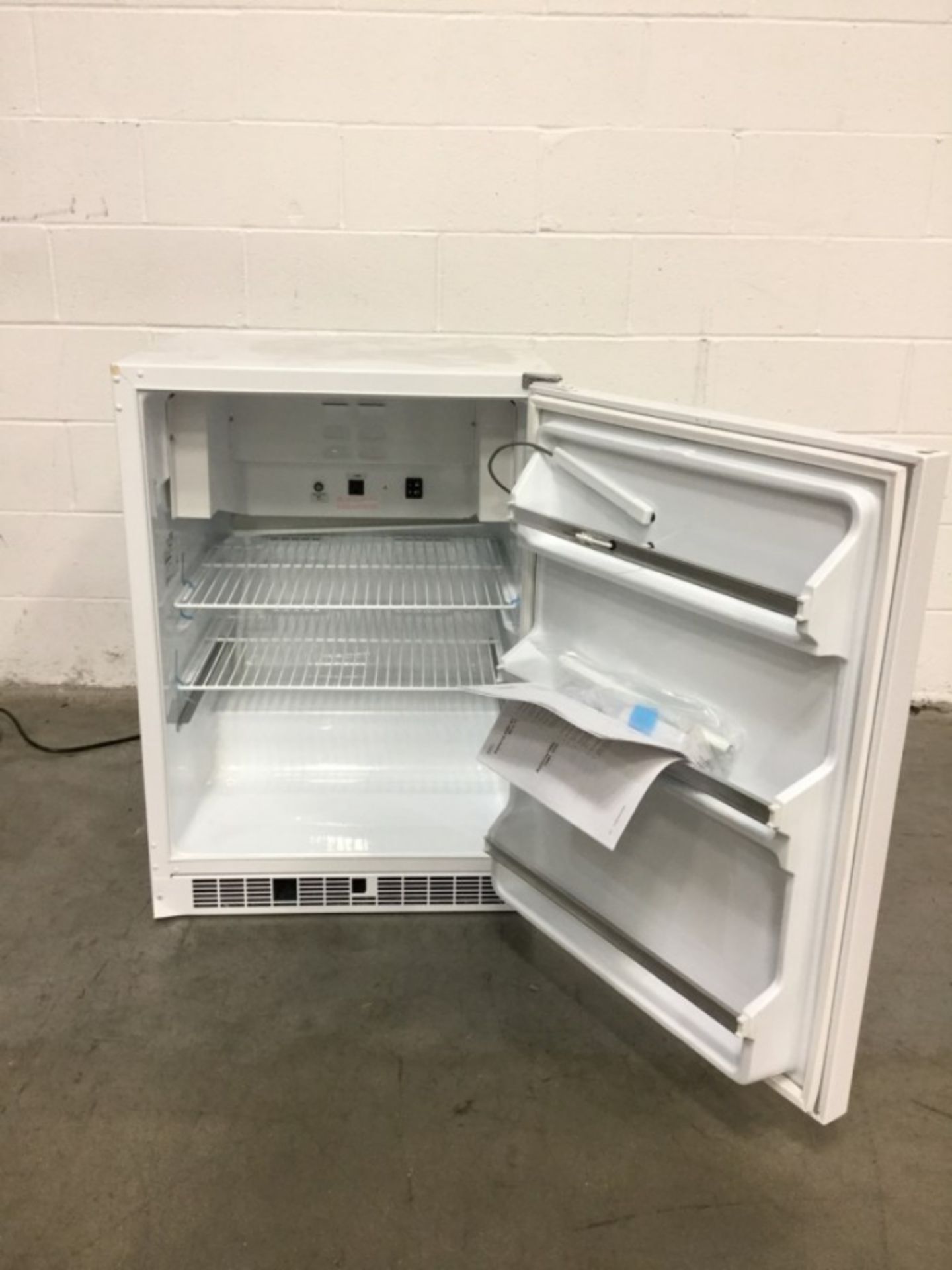 Unused VWR Thermo Scientific 3734 Under Counter Refrigerator - Image 3 of 3