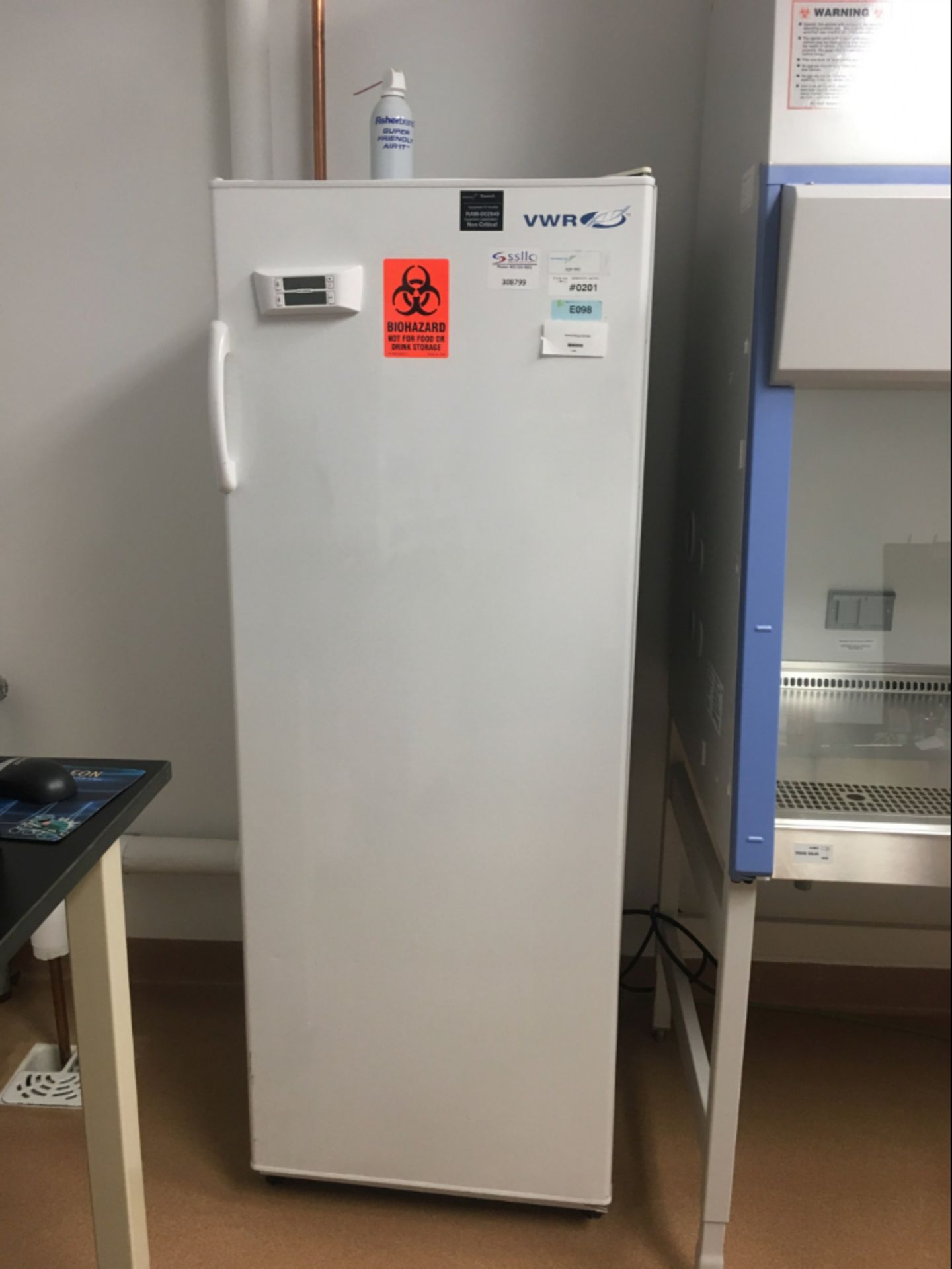 VWR Kendro Laboratory R414GA15 Laboratory Refrigerator