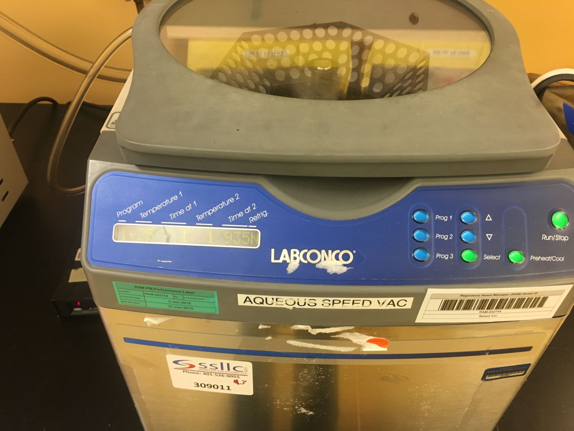 Labconco refrigerated CentriVap Concentrator with Cold Trap - Image 2 of 6