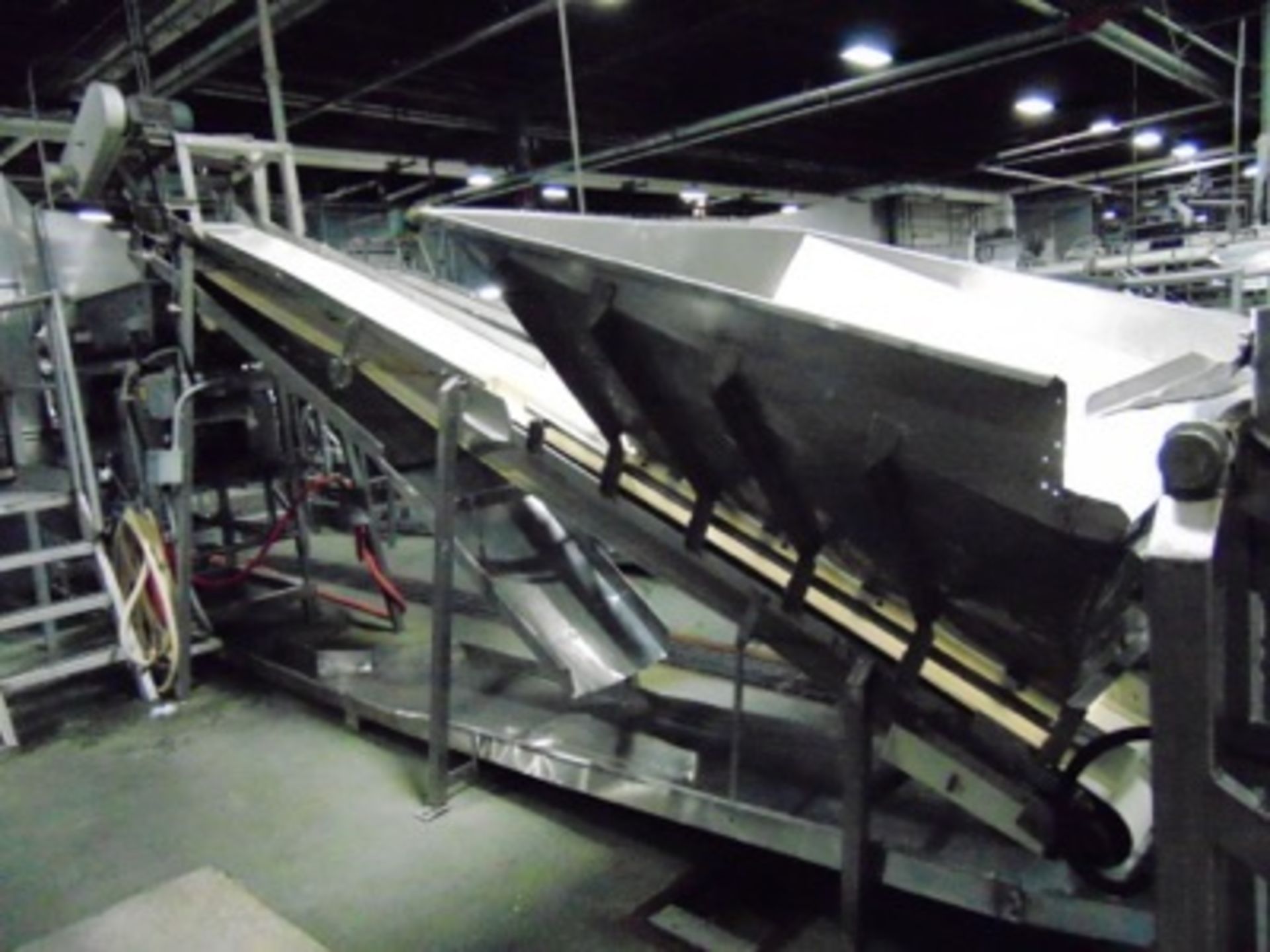 S.S. product Belt Conveyor w/ Hopper - Image 2 of 4