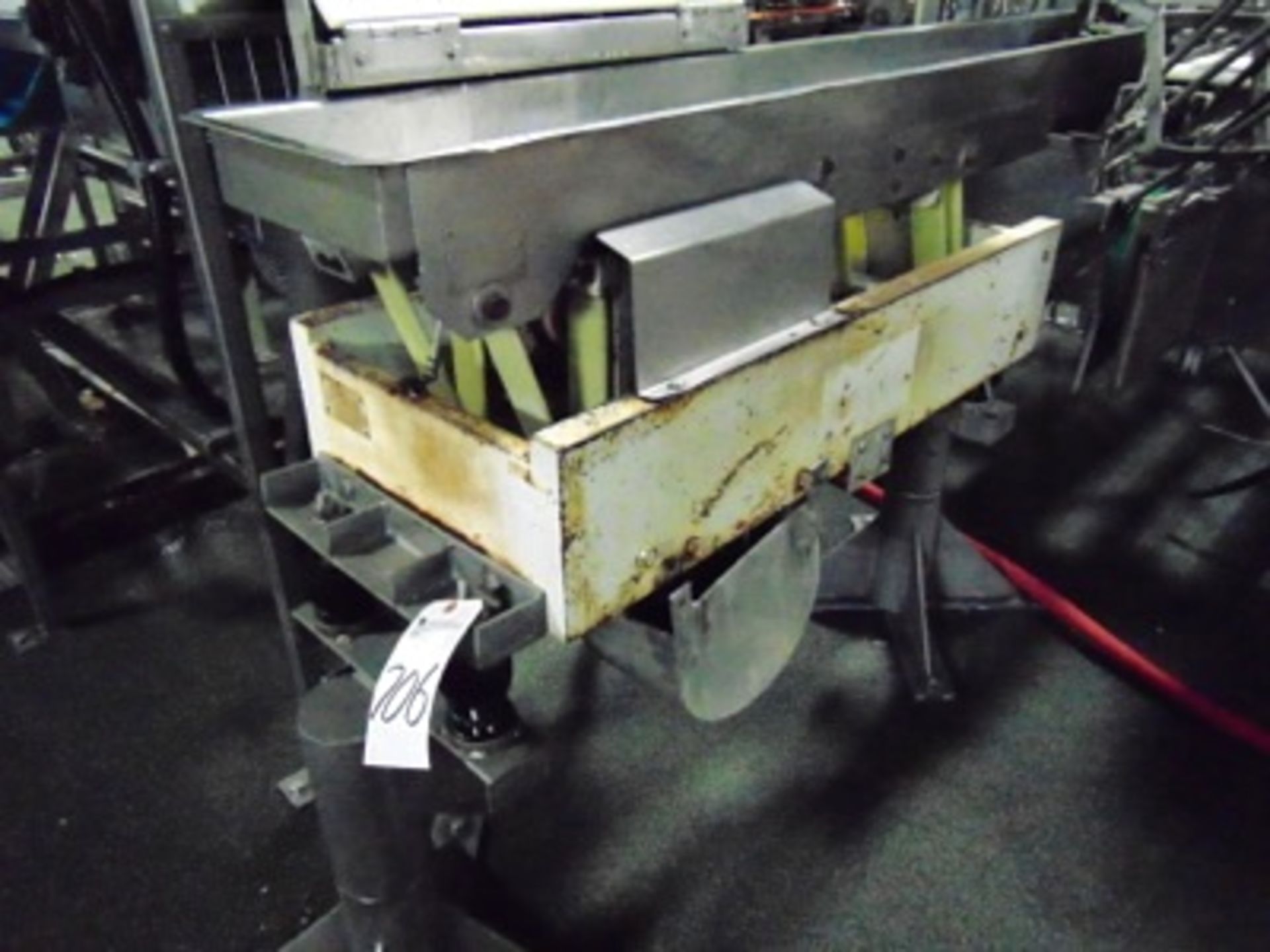 FMC Vibratory Feeder, 10" x 6' L x 3"D