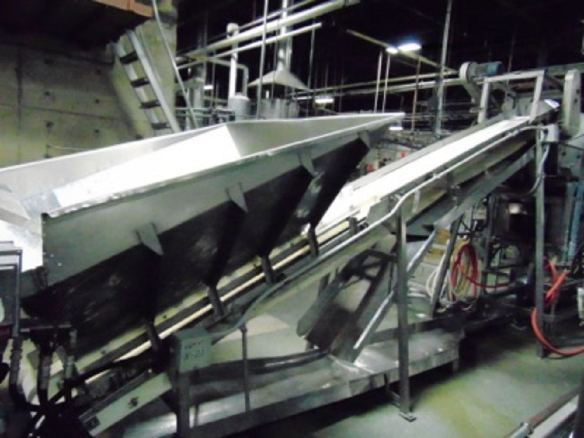 S.S. product Belt Conveyor w/ Hopper