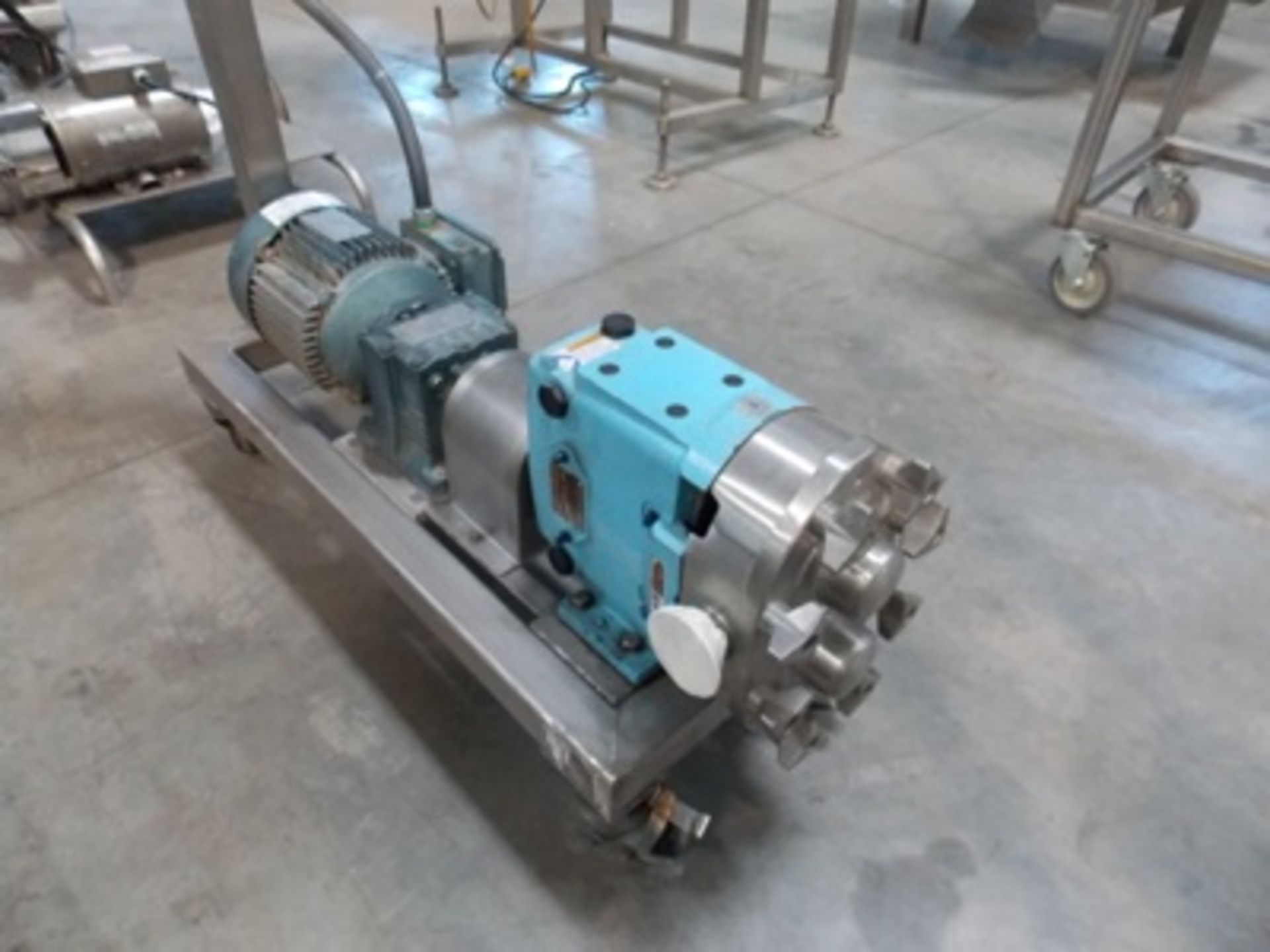 Waukesha mod. 030, S.S. 2" Positive Displacement Pump, 2hp w/ Lens, Var. Spd. Drive & S.S. Cart - Image 2 of 4