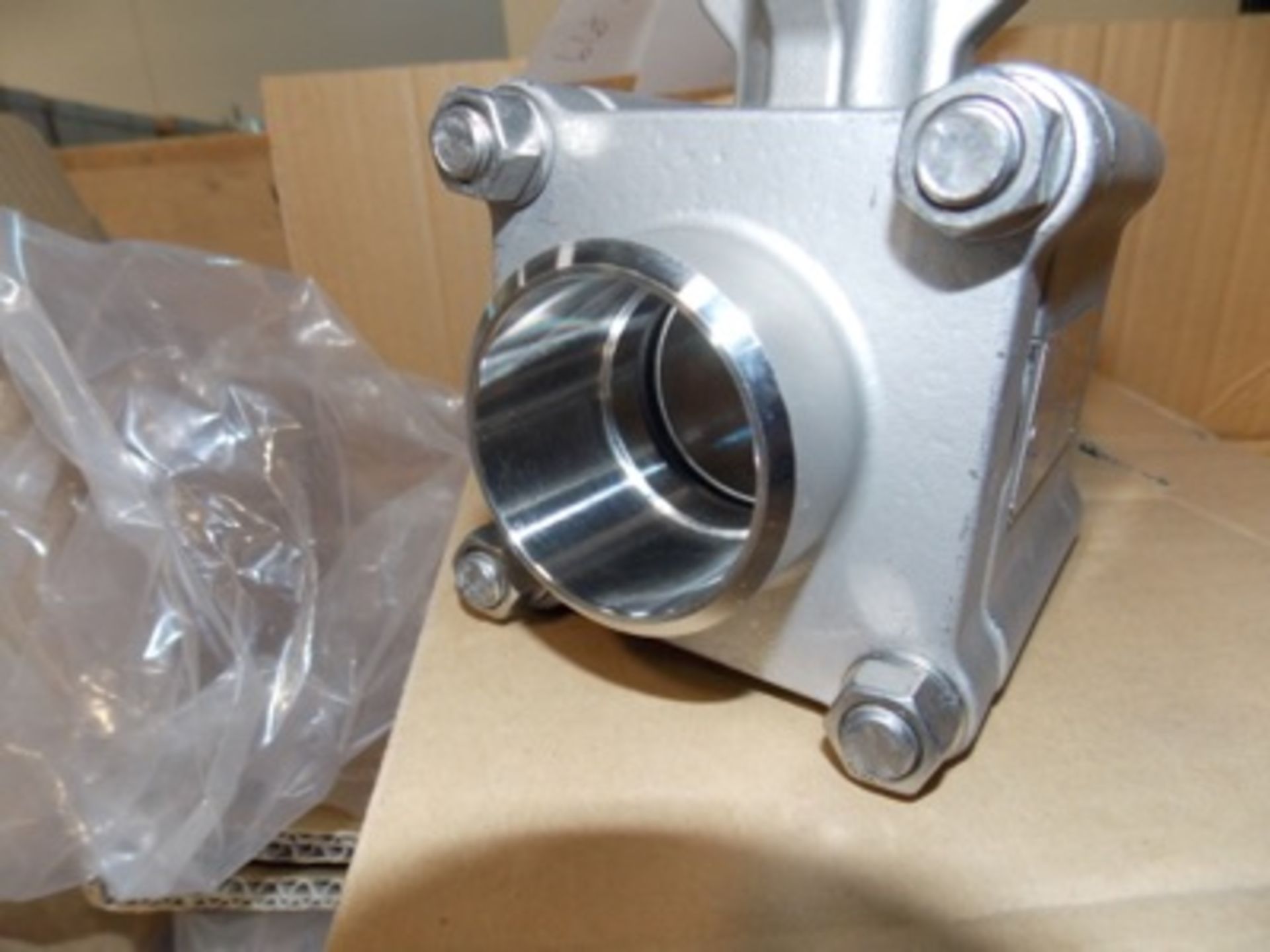 GMR 1.5" S.S. Buttweld Valves (Unused) - Image 3 of 3