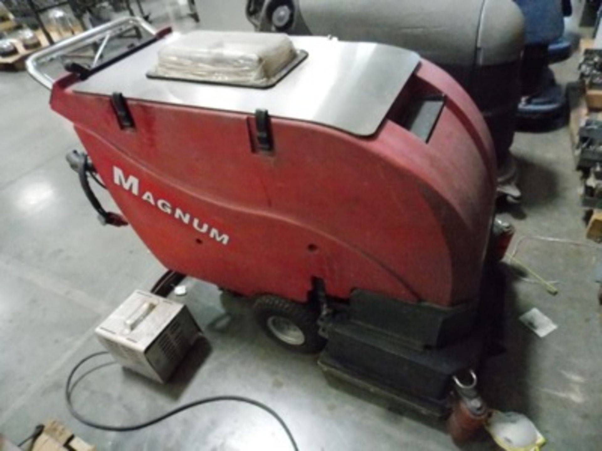 Magnum Floor Scrubber w/ Charger S/N 47112 - Image 3 of 3