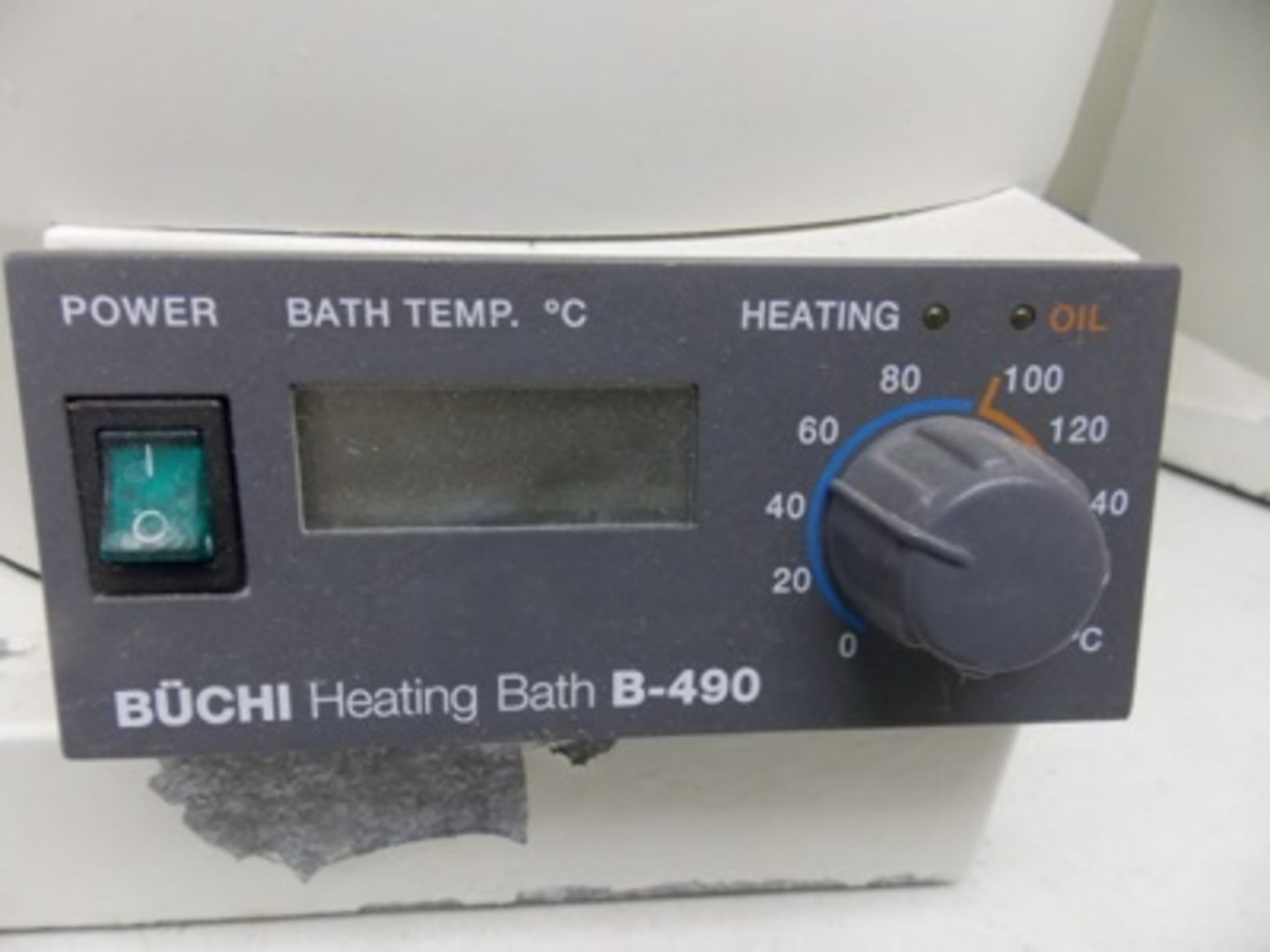 Buchi mid. R-205 Water/Oil Roto Vapor w/ Vacuum Controller, V-800 and Glassware Condenser; S/N - Image 3 of 3