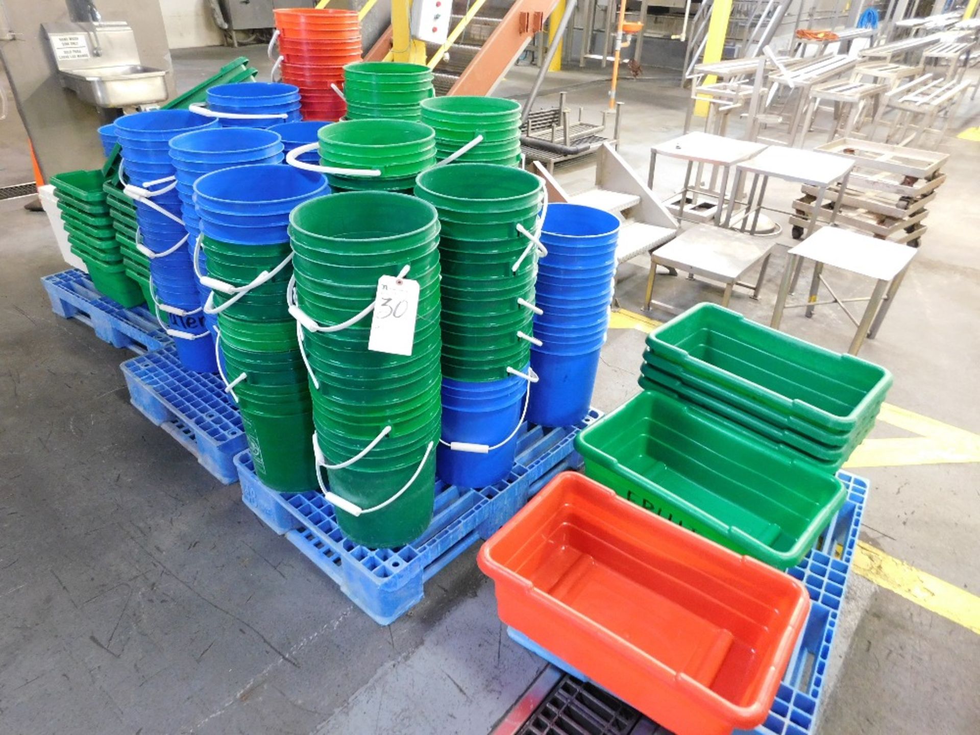 (Lot) Plastic Buckets and Tubs